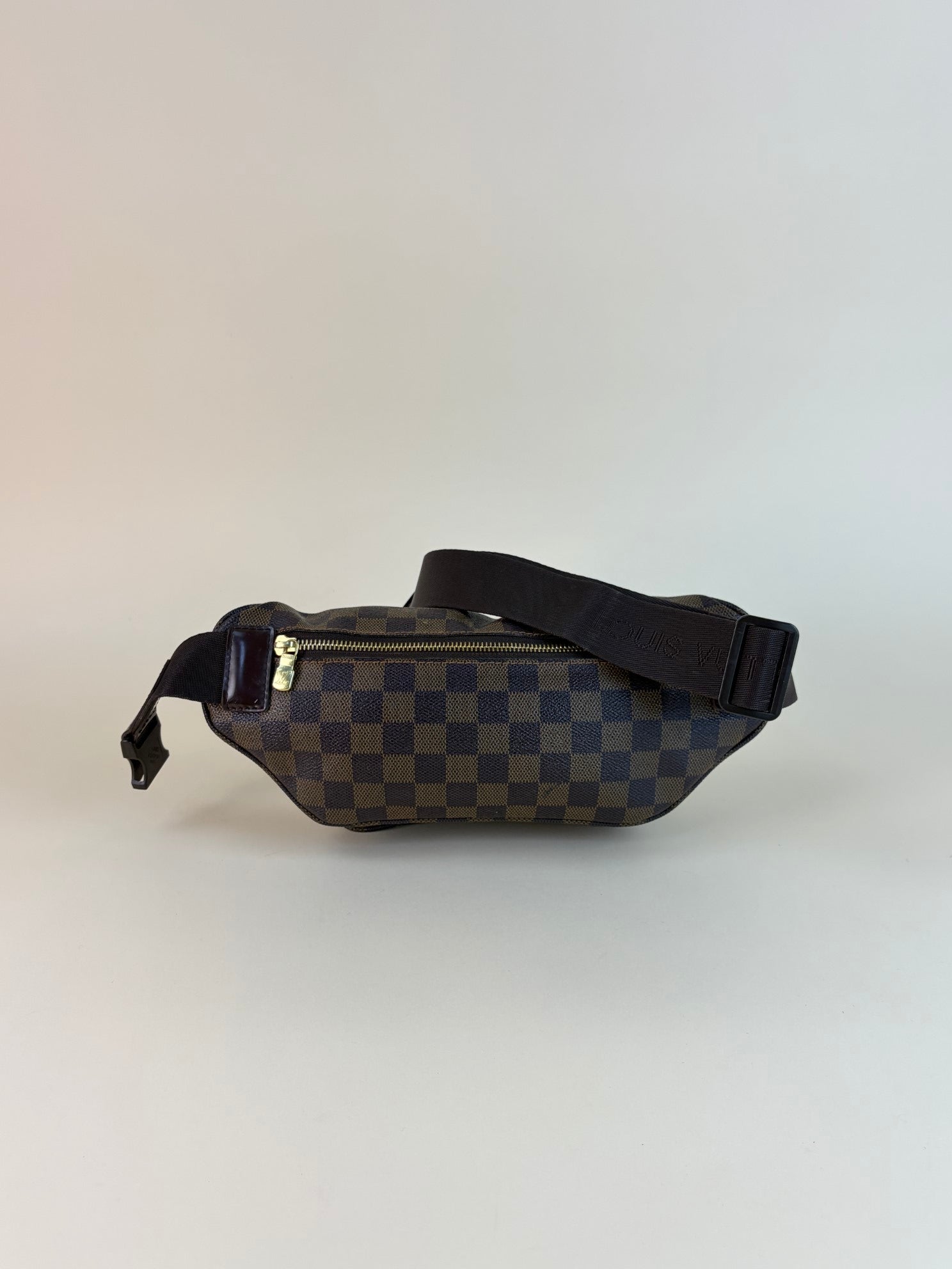 Louis Vuitton Damier Ebene Melville Bumbag
