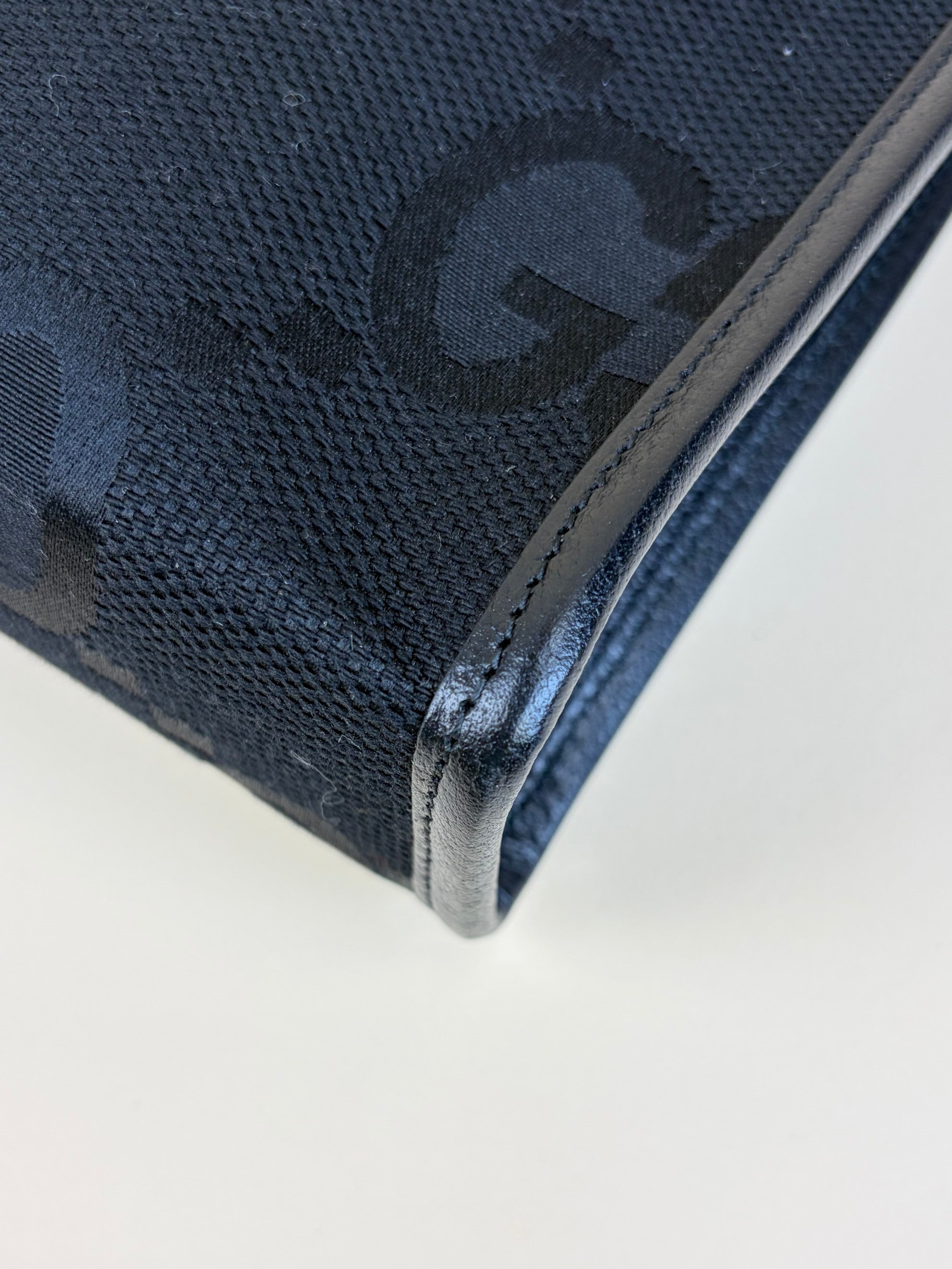 Gucci Black Jumbo GG Unisex Pouch