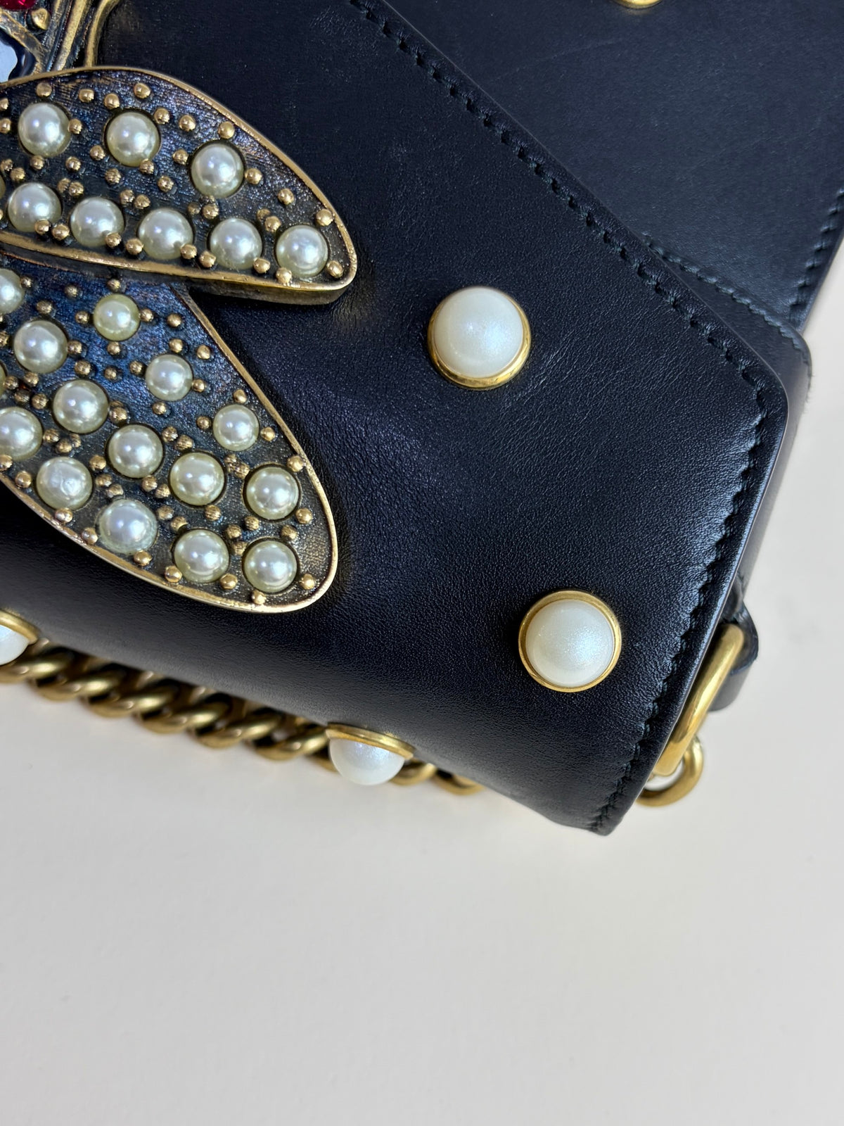 Gucci black leather pearl studded mini Broadway bee shoulder bag