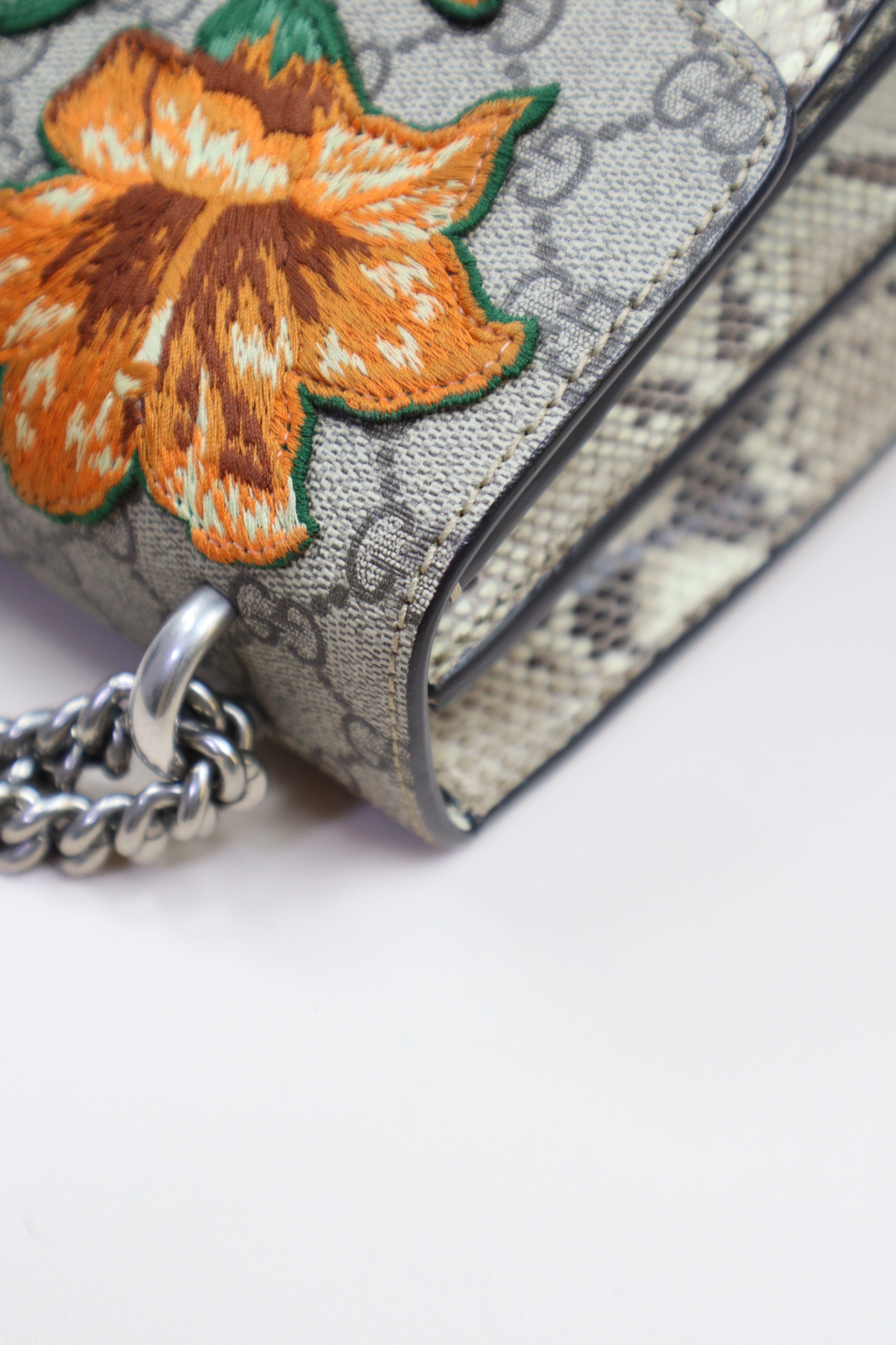 Gucci Ebony GG Medium Dionysus Bee/Floral Supreme Crystal Shoulder Bag