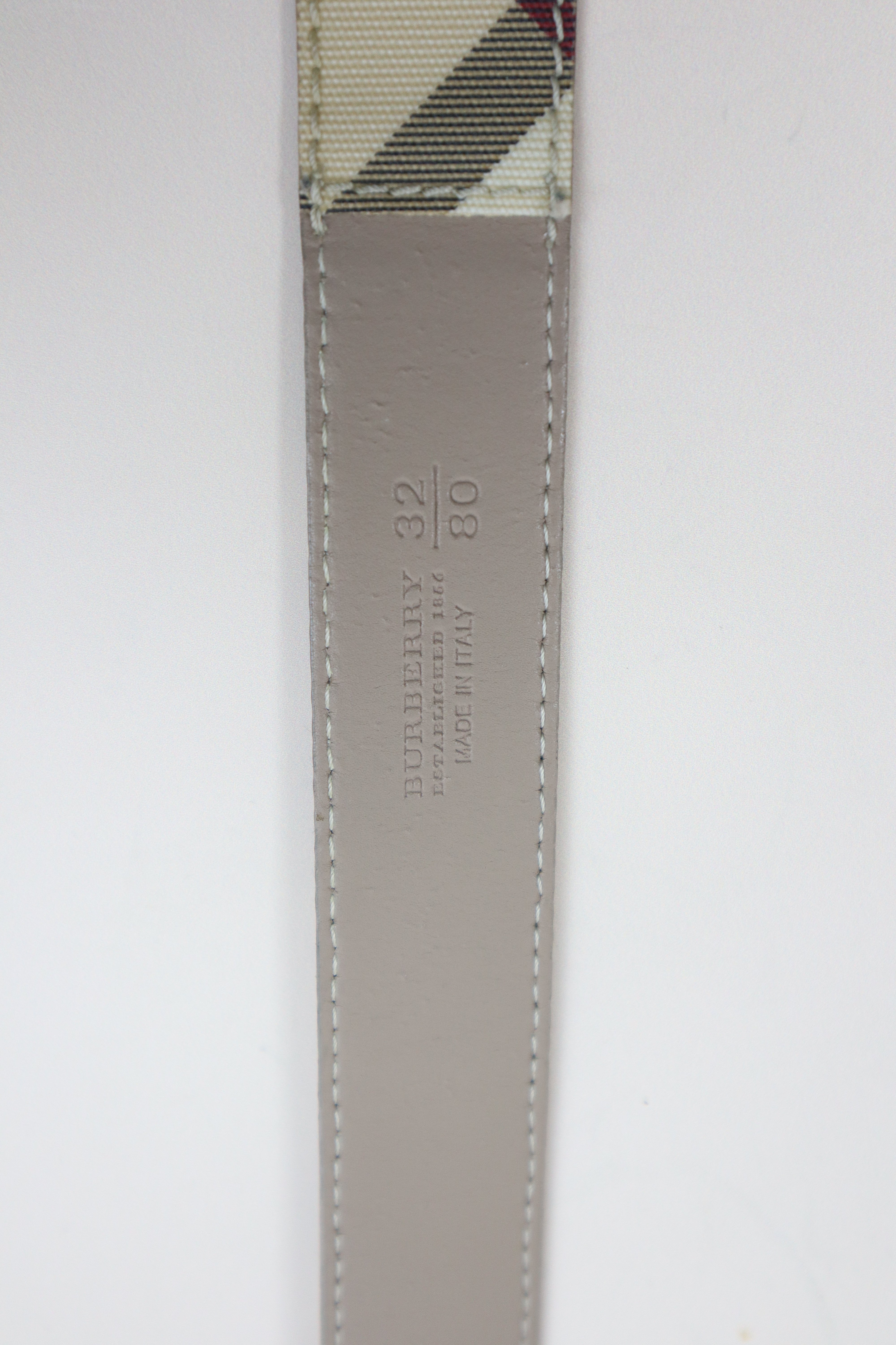 Burberry Beige Nova Check Belt 32