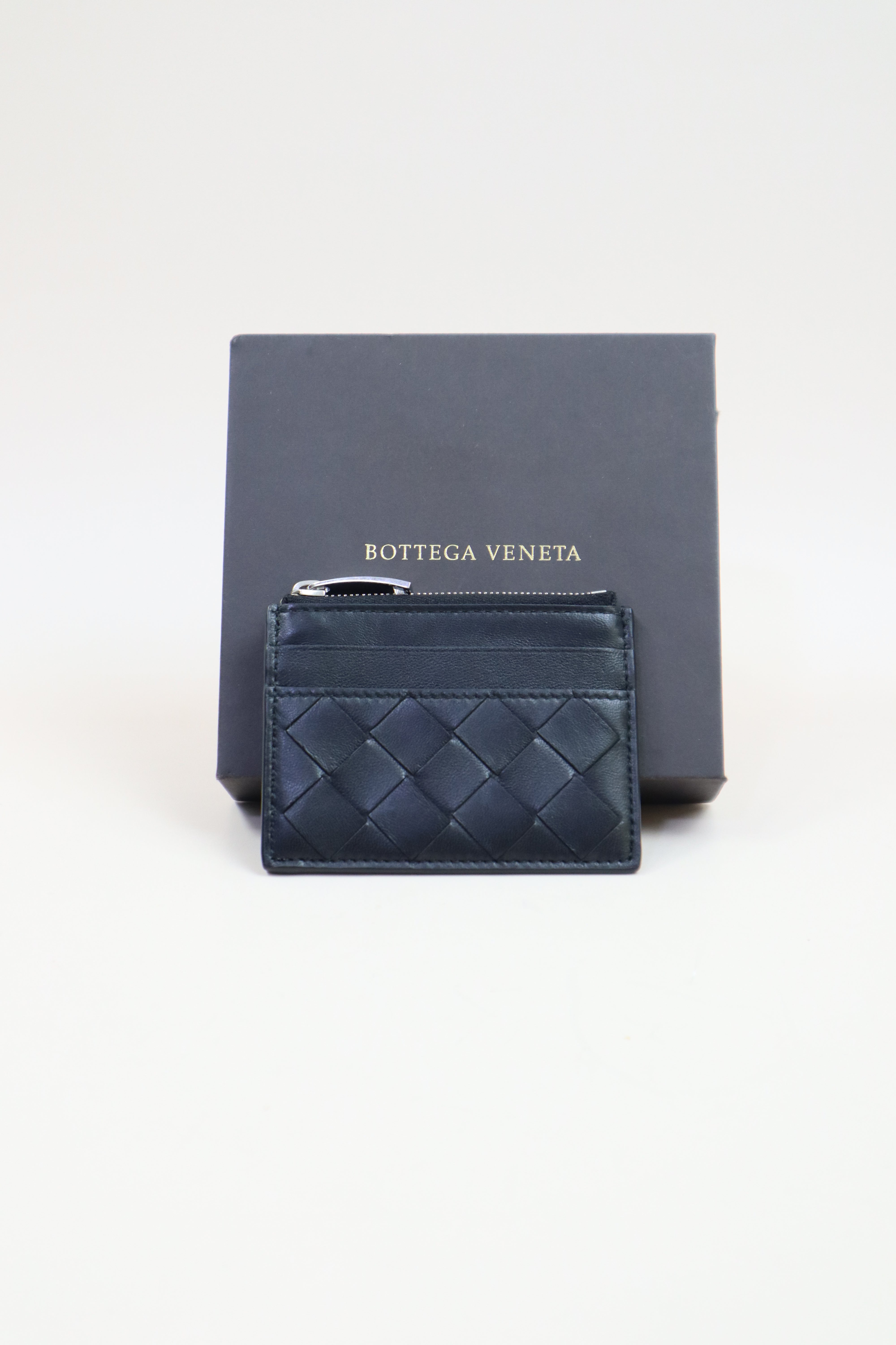 Bottega Veneta Black Intrecciato Zipped Card Case