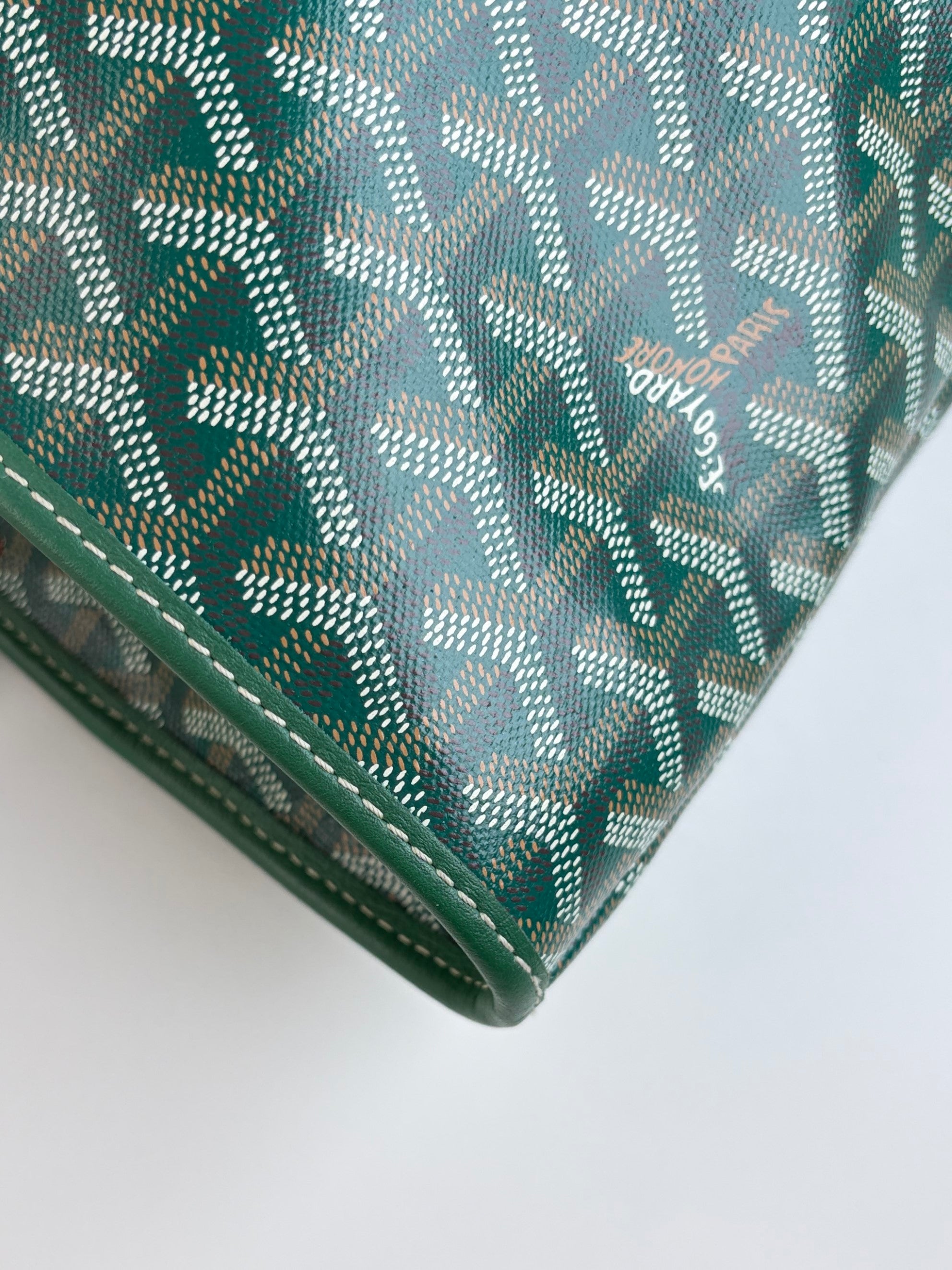 Goyard green Goyar dine Artois pm bag