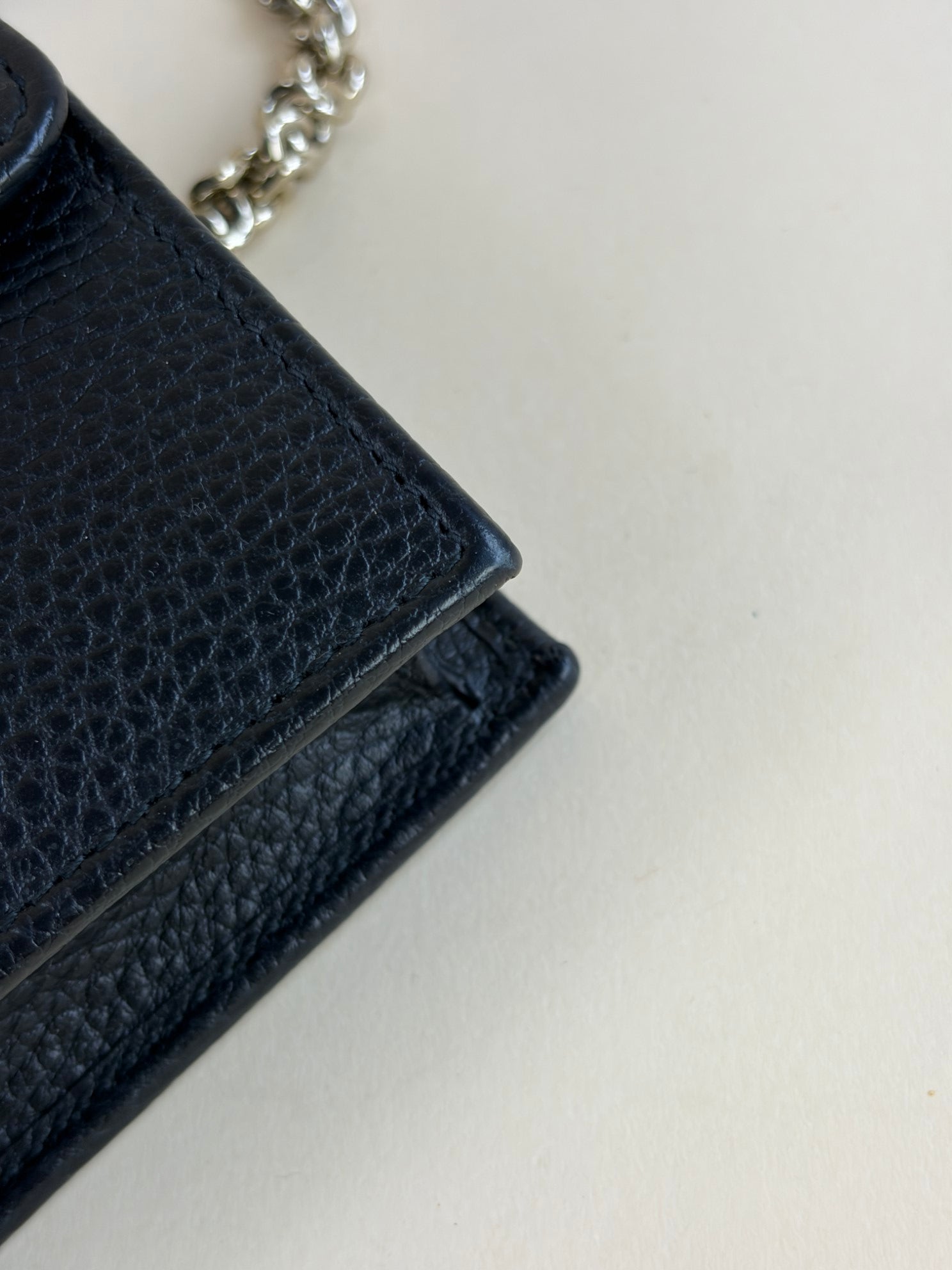 Gucci black dollar interlocking g wallet on chain