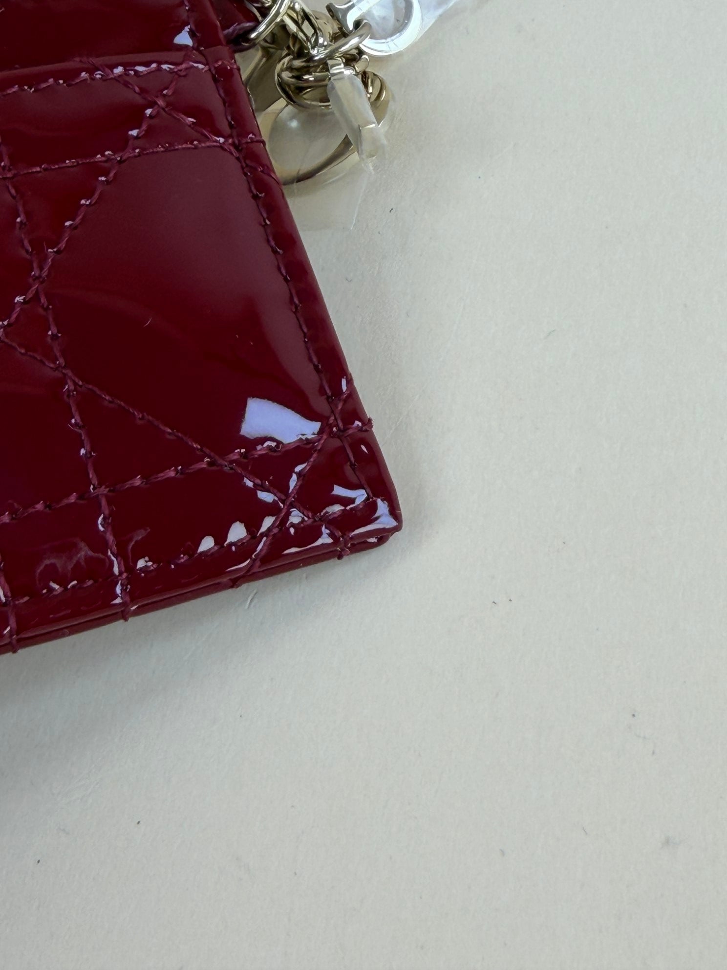 Christian Dior Cherry red patent calfskin lady Dior freesia card holder