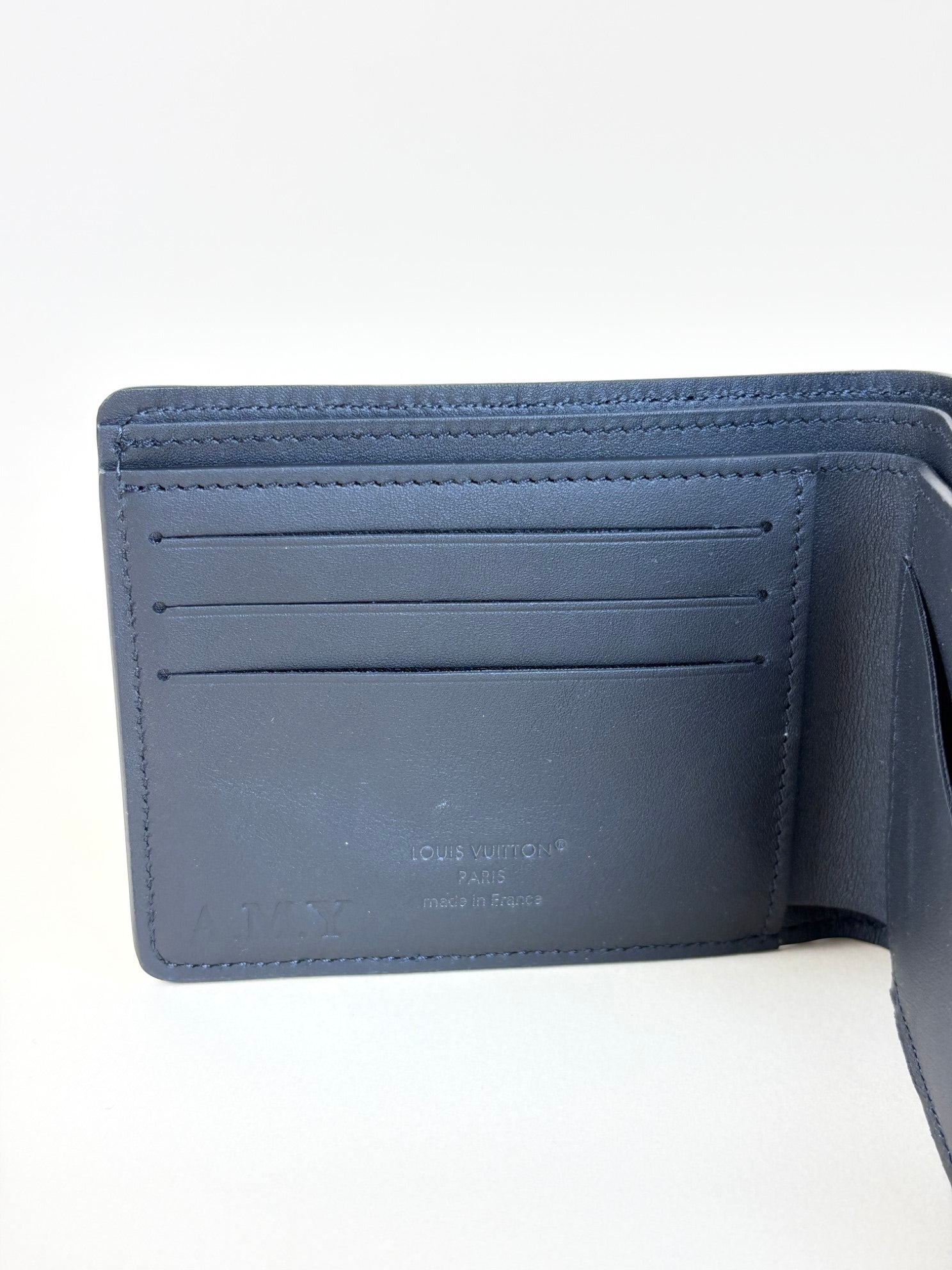 Louis Vuitton Black Multiple calfskin lv aerogram wallet