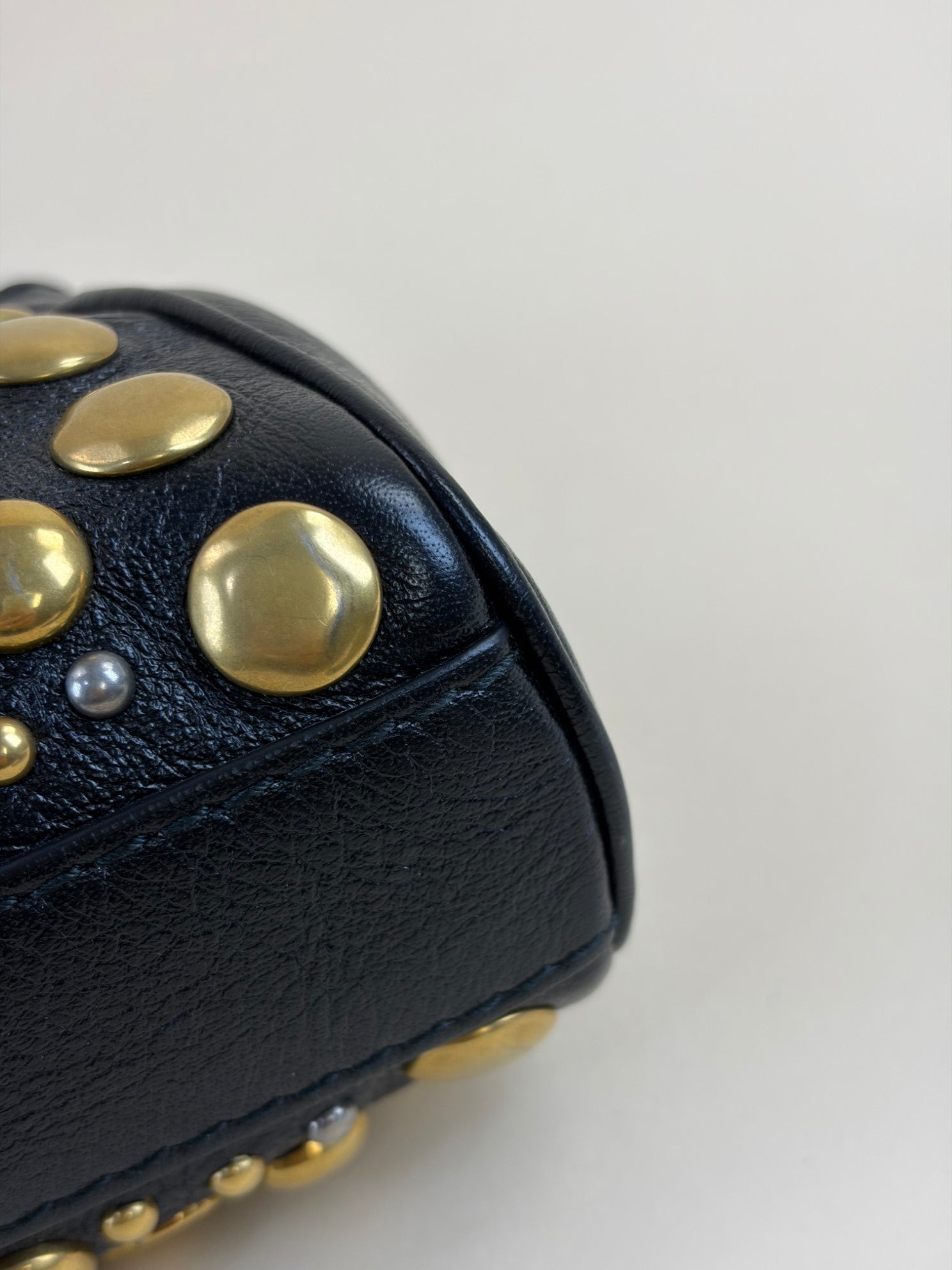 GUCCI studded smeare- Bella black