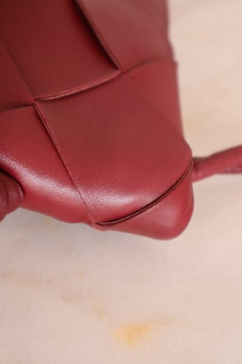 Bottega Veneta Burgundy Intrecciato Clasp Bucket Bag-handbag-Bottega Veneta-The Closet Egypt