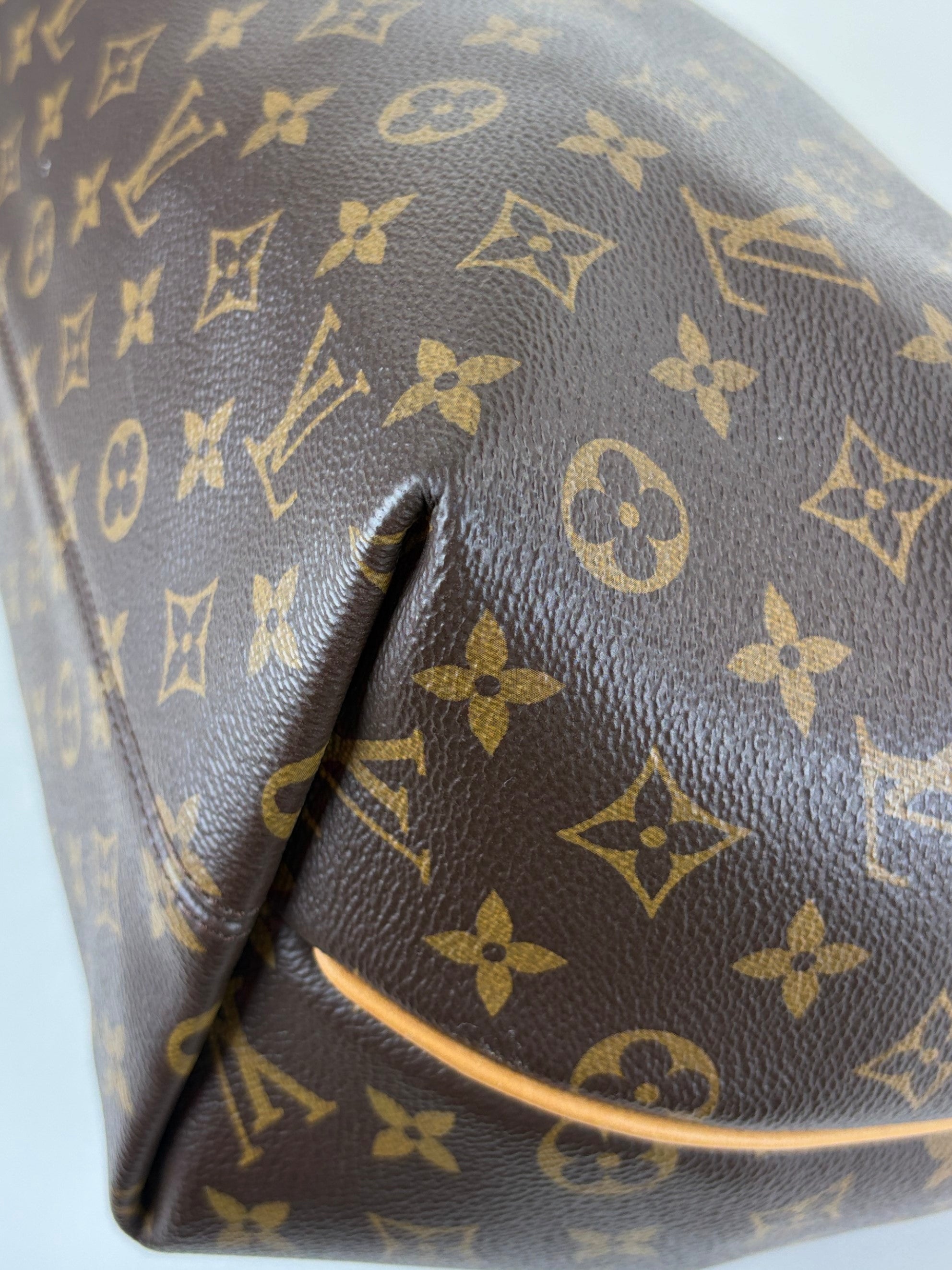 Louis Vuitton monogram canvas turenne GM tote bag