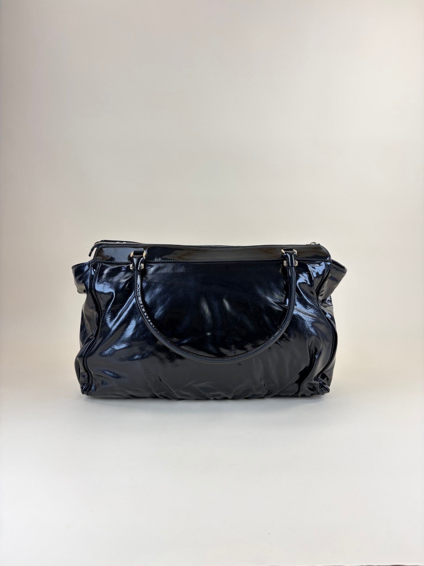 GUCCI vinyl-D black vernis shoulder bag