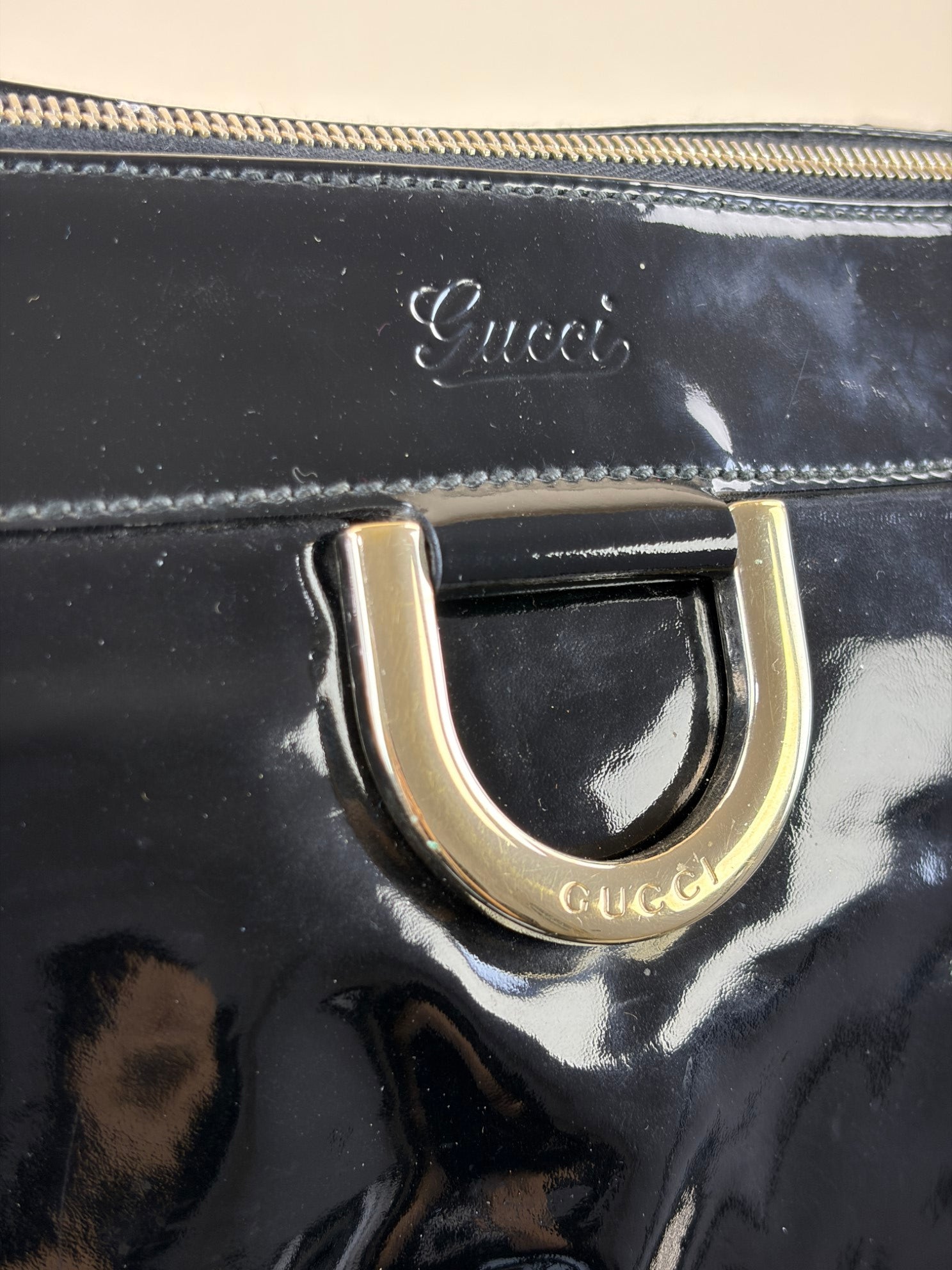GUCCI vinyl-D black vernis shoulder bag