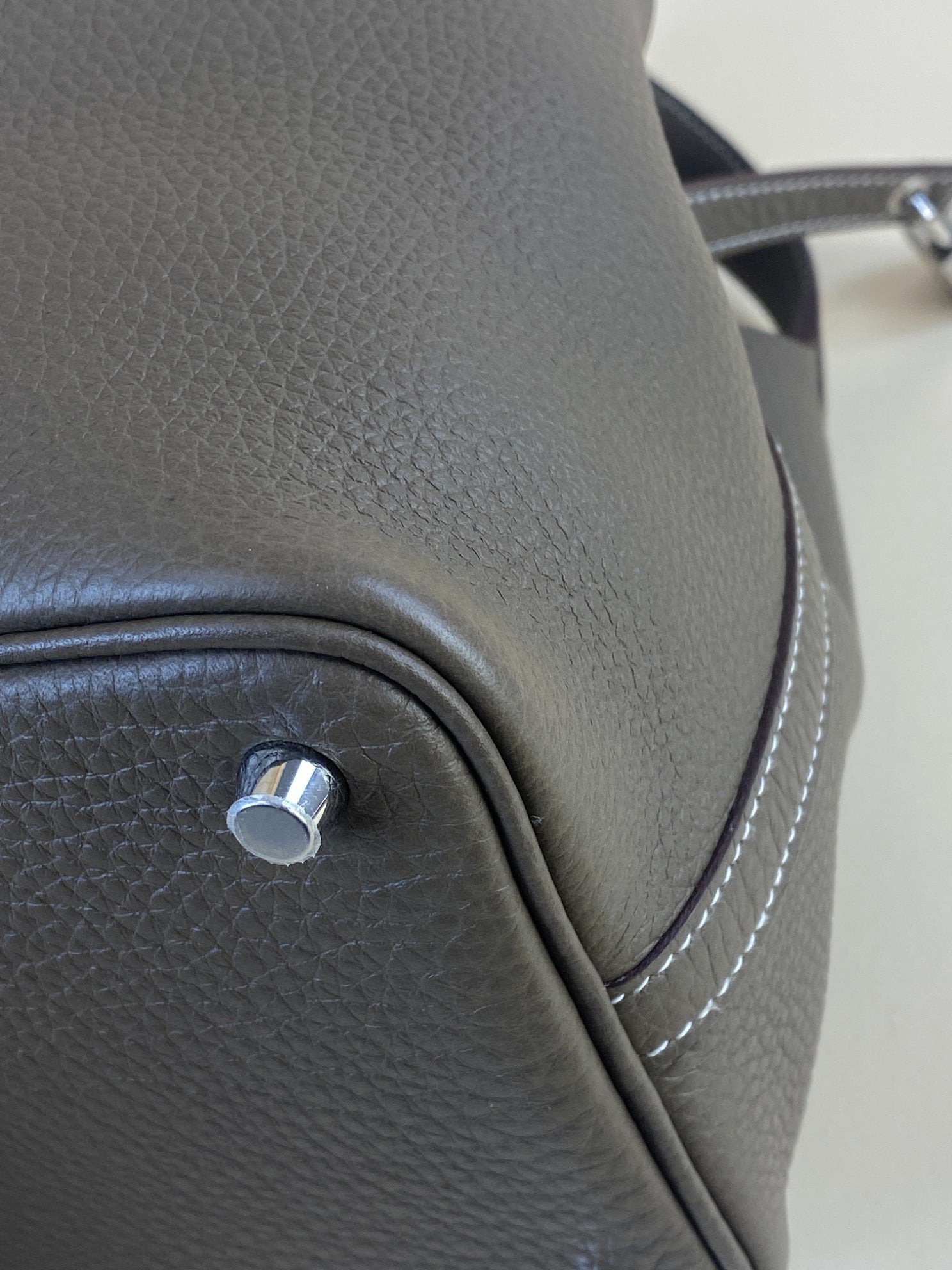 Hermes Etoupe Picotin 18 Bag