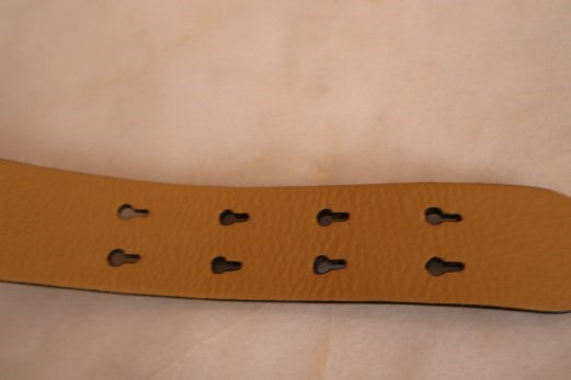 Burberry Beige Belt-Belt-Burberry-The Closet Egypt