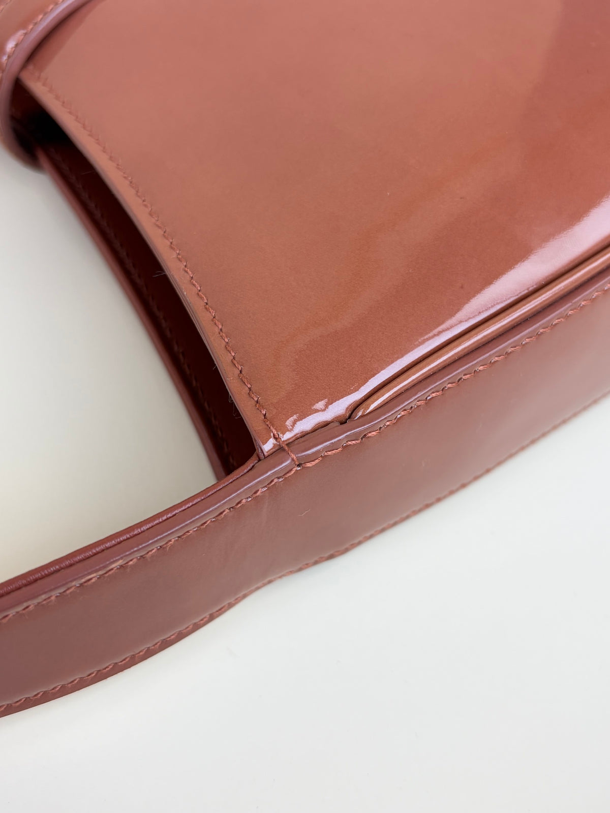 YSL mild rose patent leather LE5A7 hobo bag