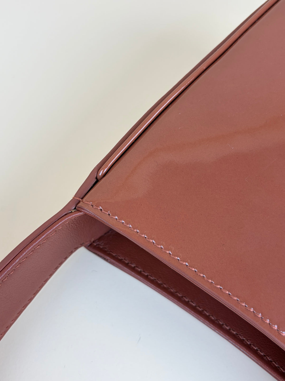 YSL mild rose patent leather LE5A7 hobo bag