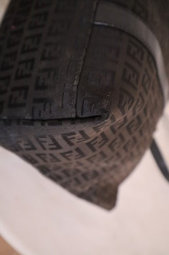 Fendi FF Black Shoulder Bag-handbag-Fendi-The Closet Egypt