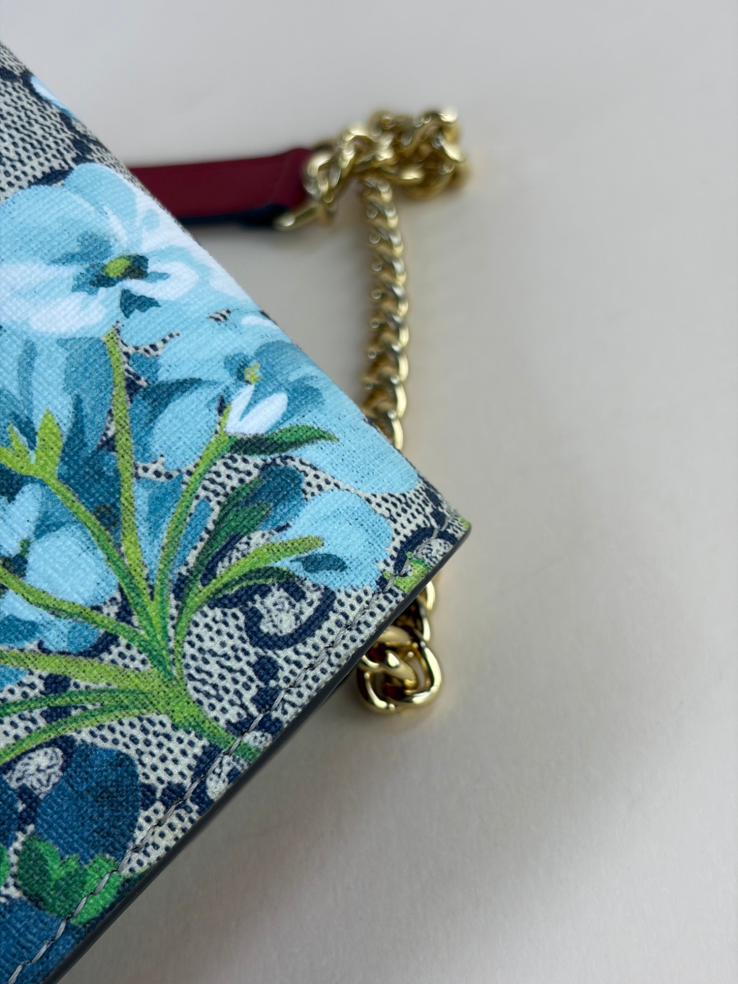 Gucci Blue Monogram GG Supreme Blooms WOC