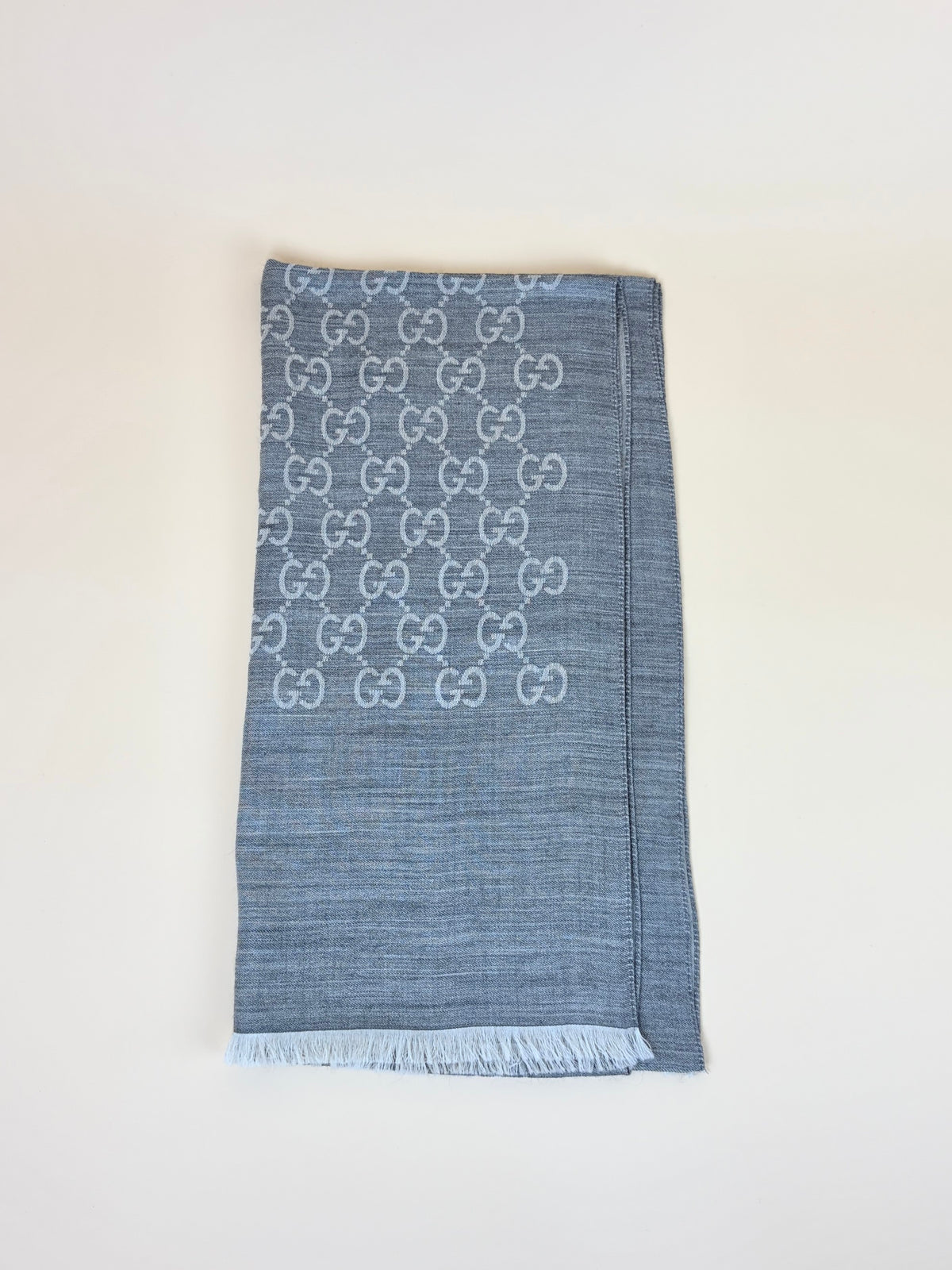 Gucci grey lead GG Scarf