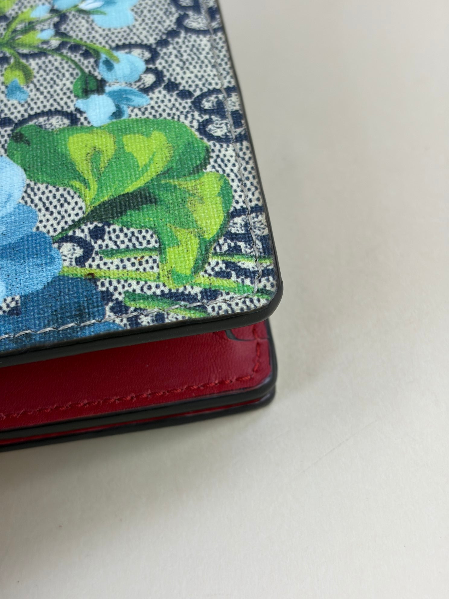 Gucci Blue Monogram GG Supreme Blooms WOC