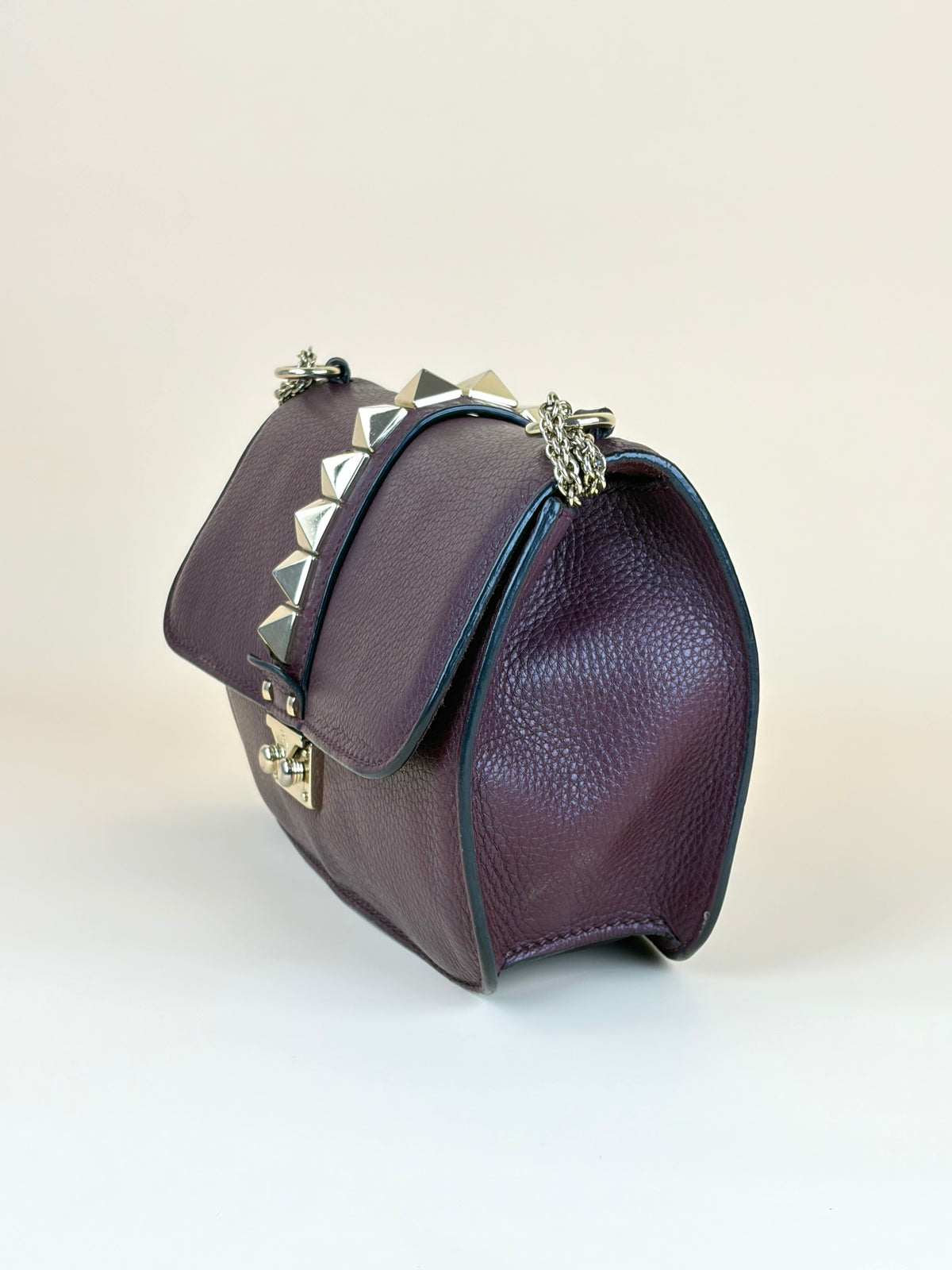 Valentino Burgandy pebbled calfskin glam lock Rockstud medium flap bag