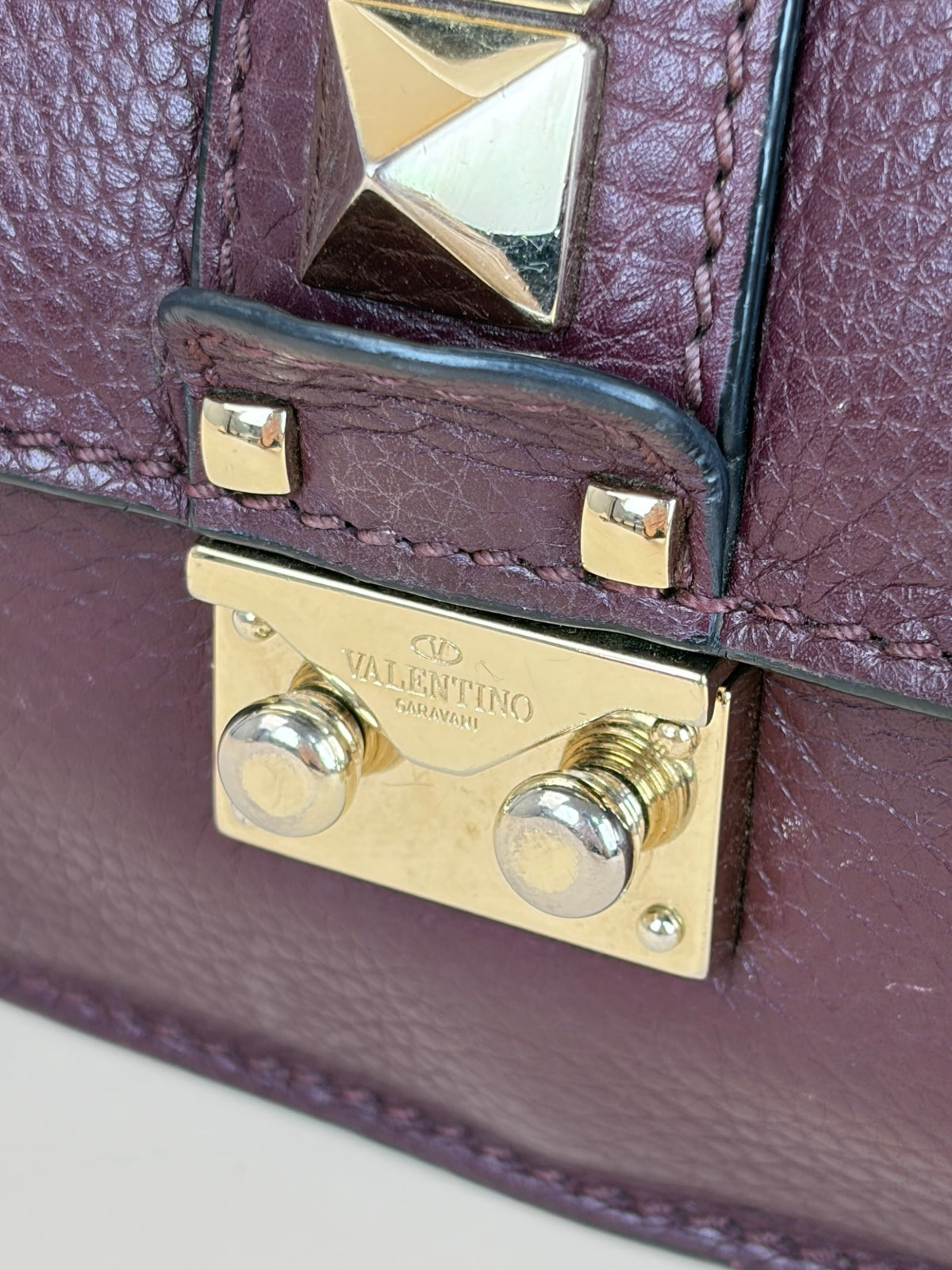 Valentino Burgandy pebbled calfskin glam lock Rockstud medium flap bag