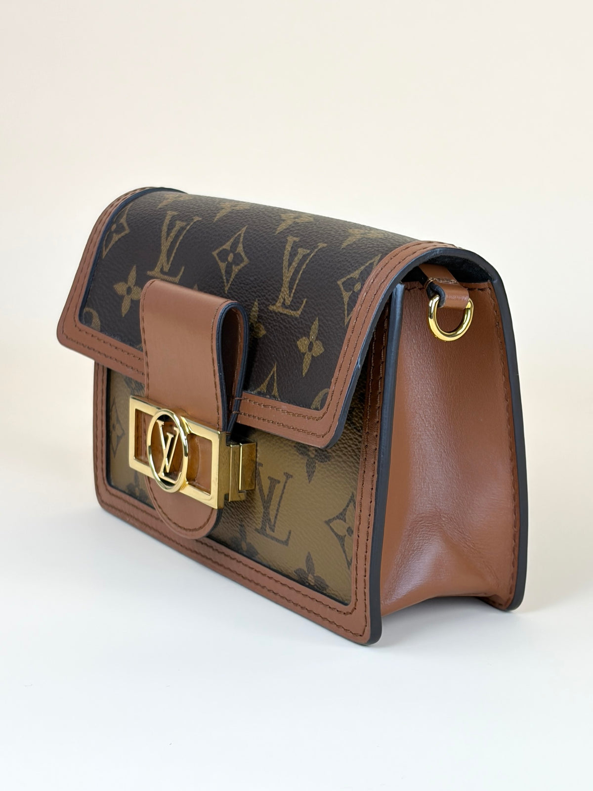 Louis Vuitton Reverse Monogram Dauphine chain wallet
