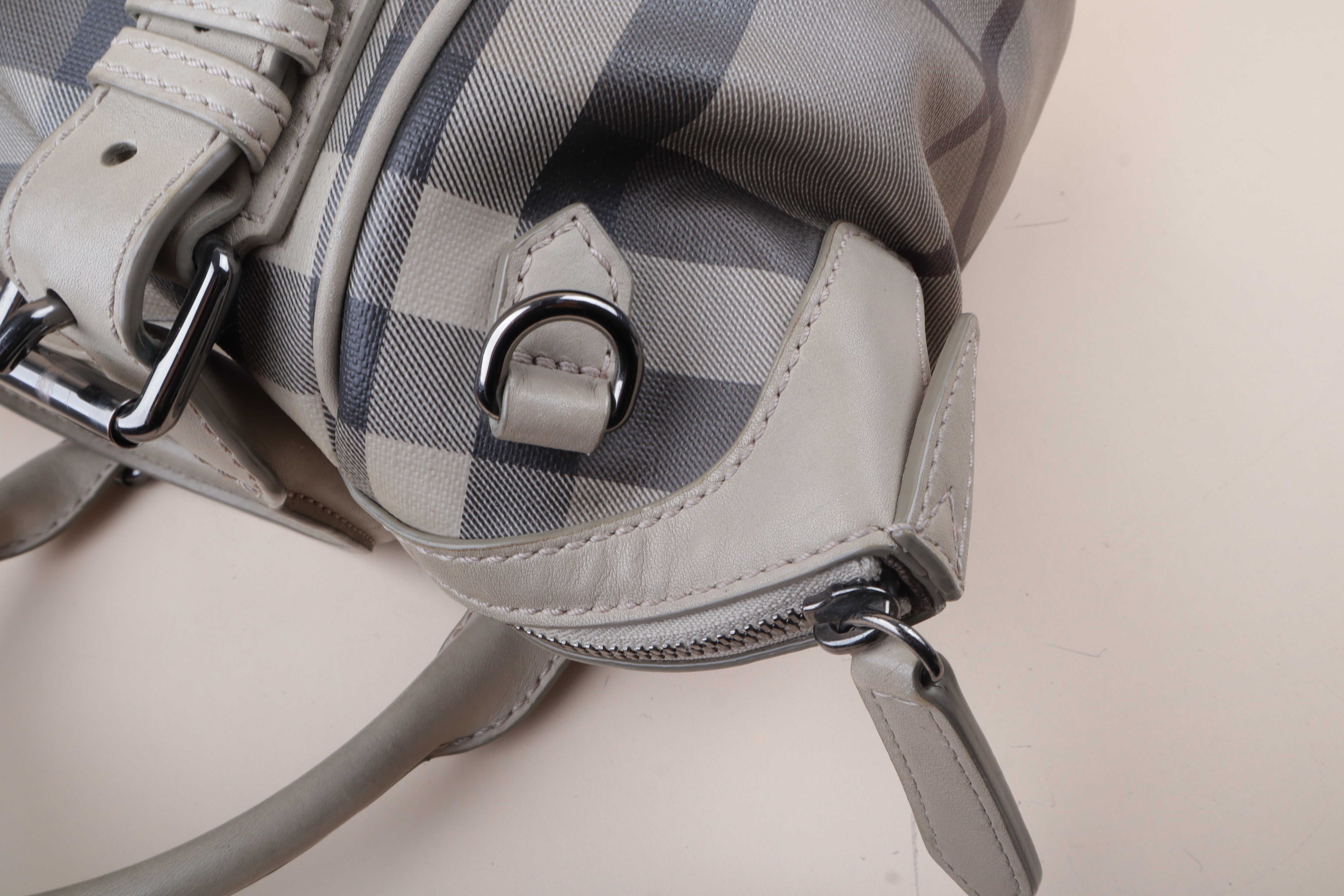 Burberry BAG trench smoke check coted
