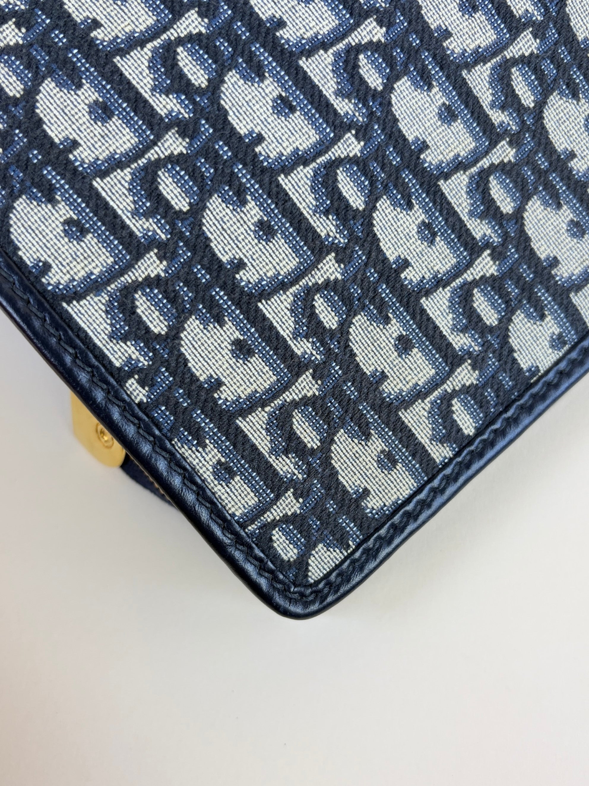 Christian Dior Blue Montaigne 30 Pouch