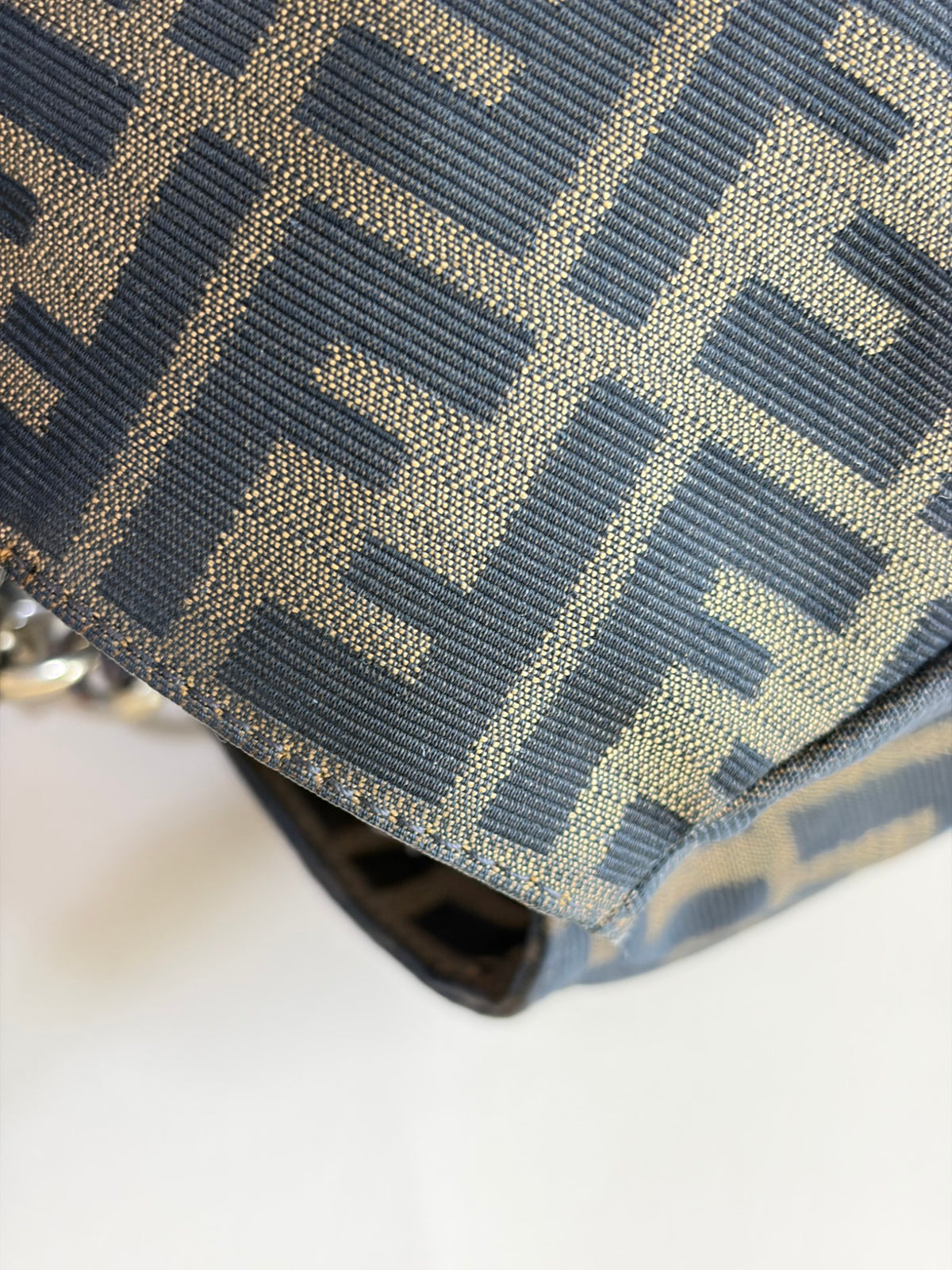 Fendi tobacco ff zucca print canvas large mia