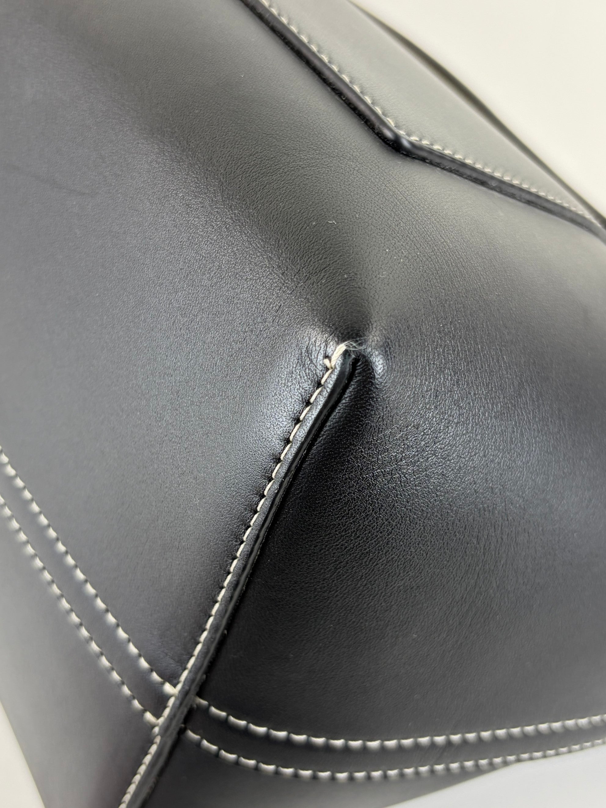 Burberry black calfskin small pocket tote bag