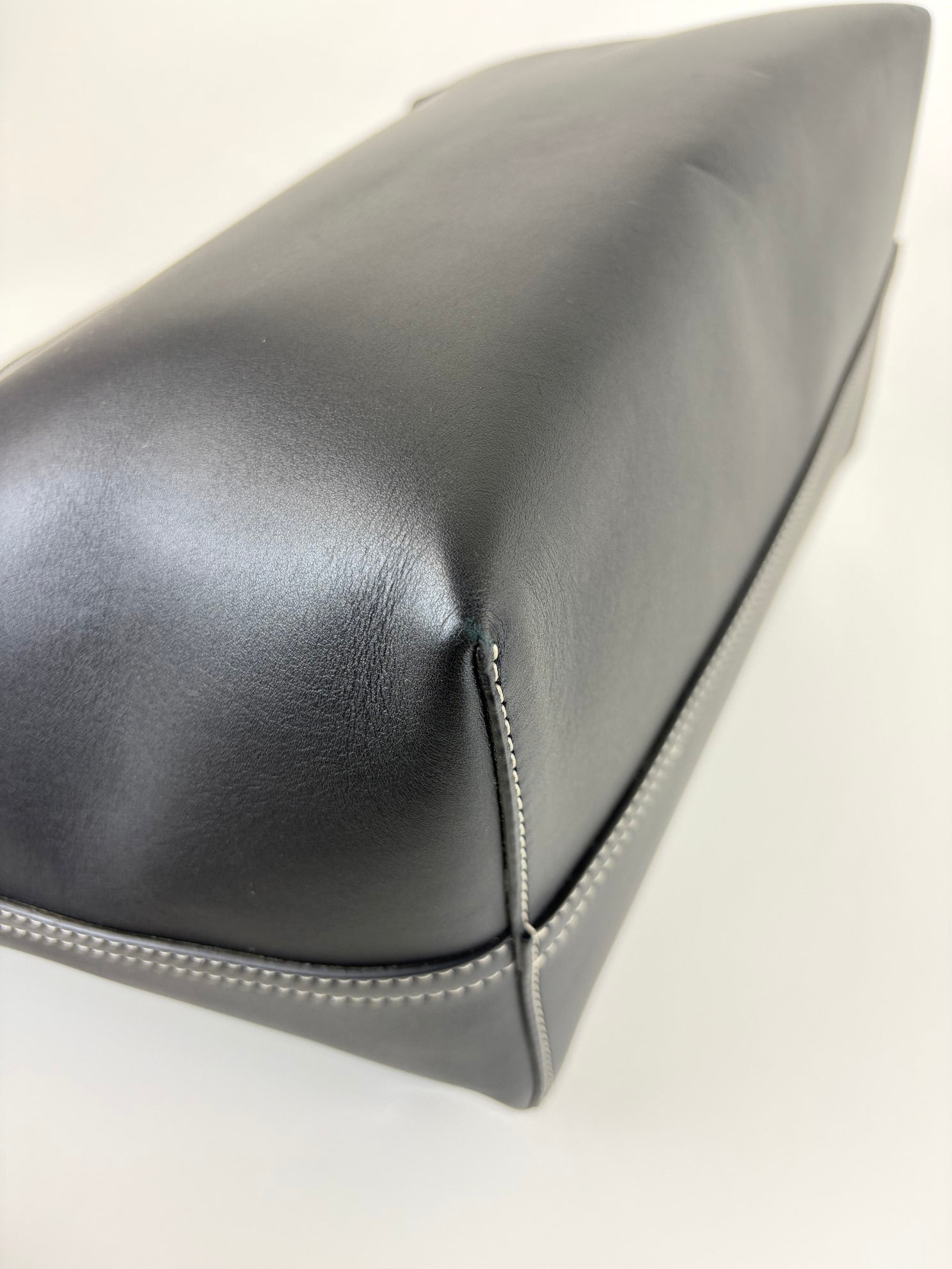Burberry black calfskin small pocket tote bag