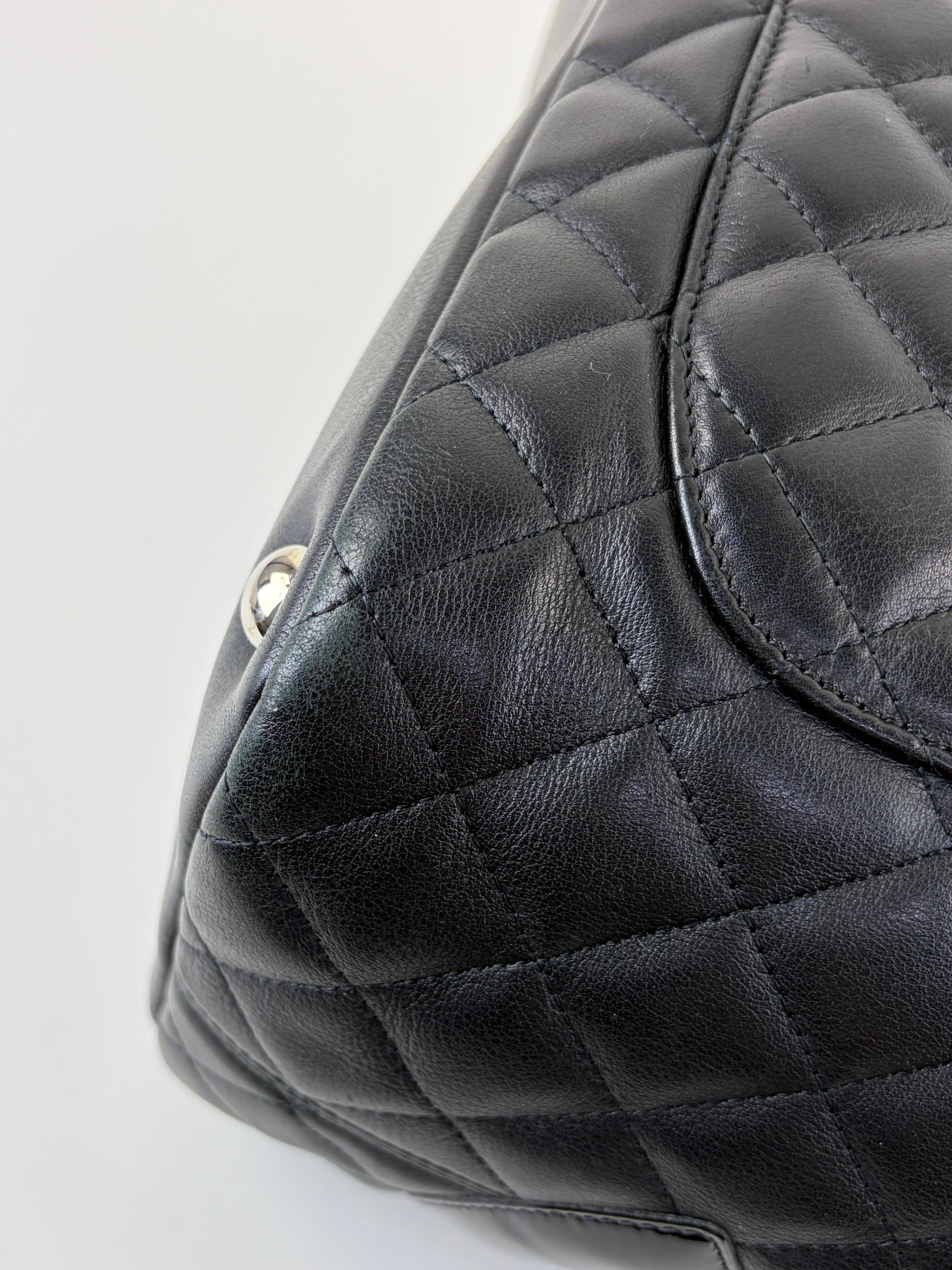 Chanl Black calfskin quilted large Comban Tote Bag