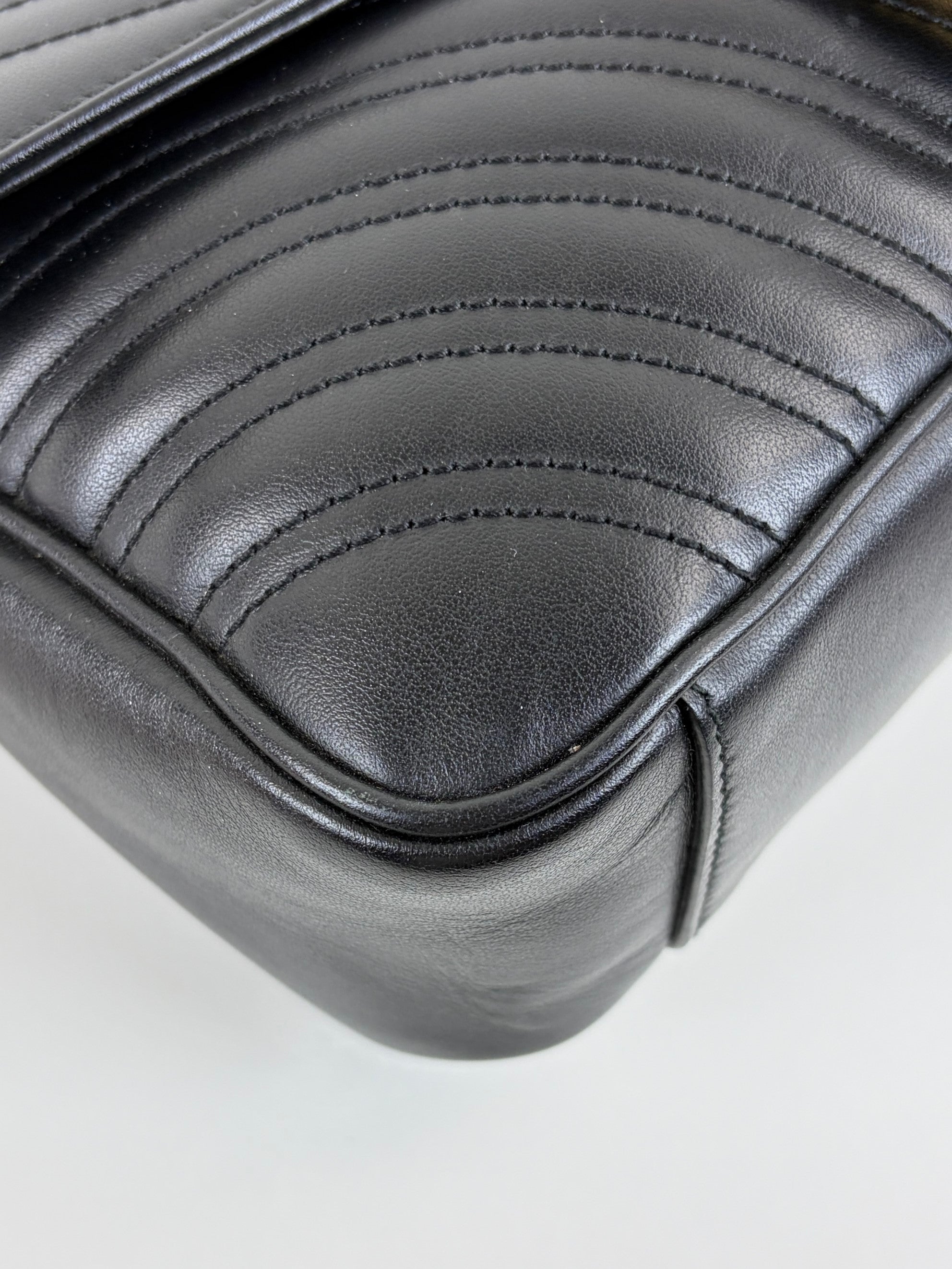Gucci Black GG Marmont small shoulder bag