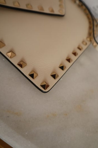 Valentino Off White Rockstud Pouch-Pouch-Valentino-The Closet Egypt