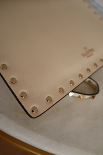 Valentino Off White Rockstud Pouch-Pouch-Valentino-The Closet Egypt