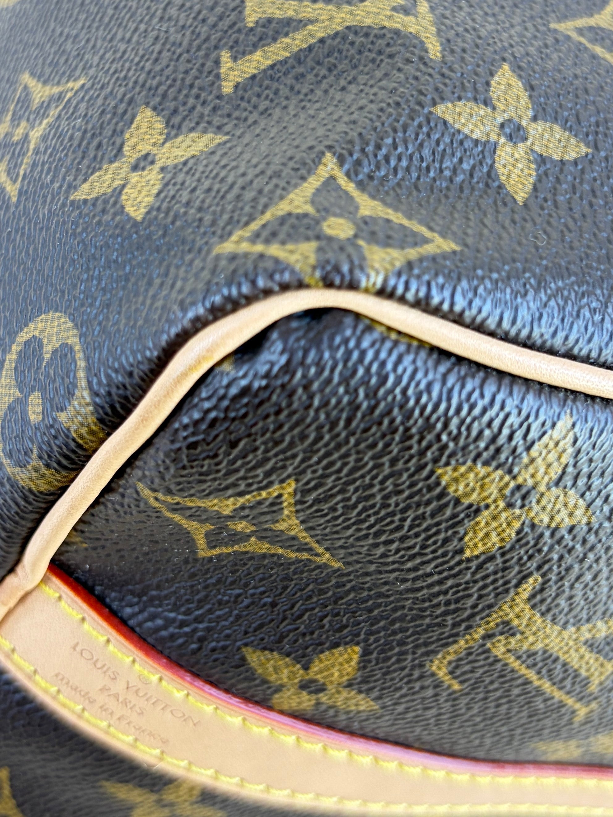 Louis Vuitton Monogram Speedy Bandouliere 25 Bag
