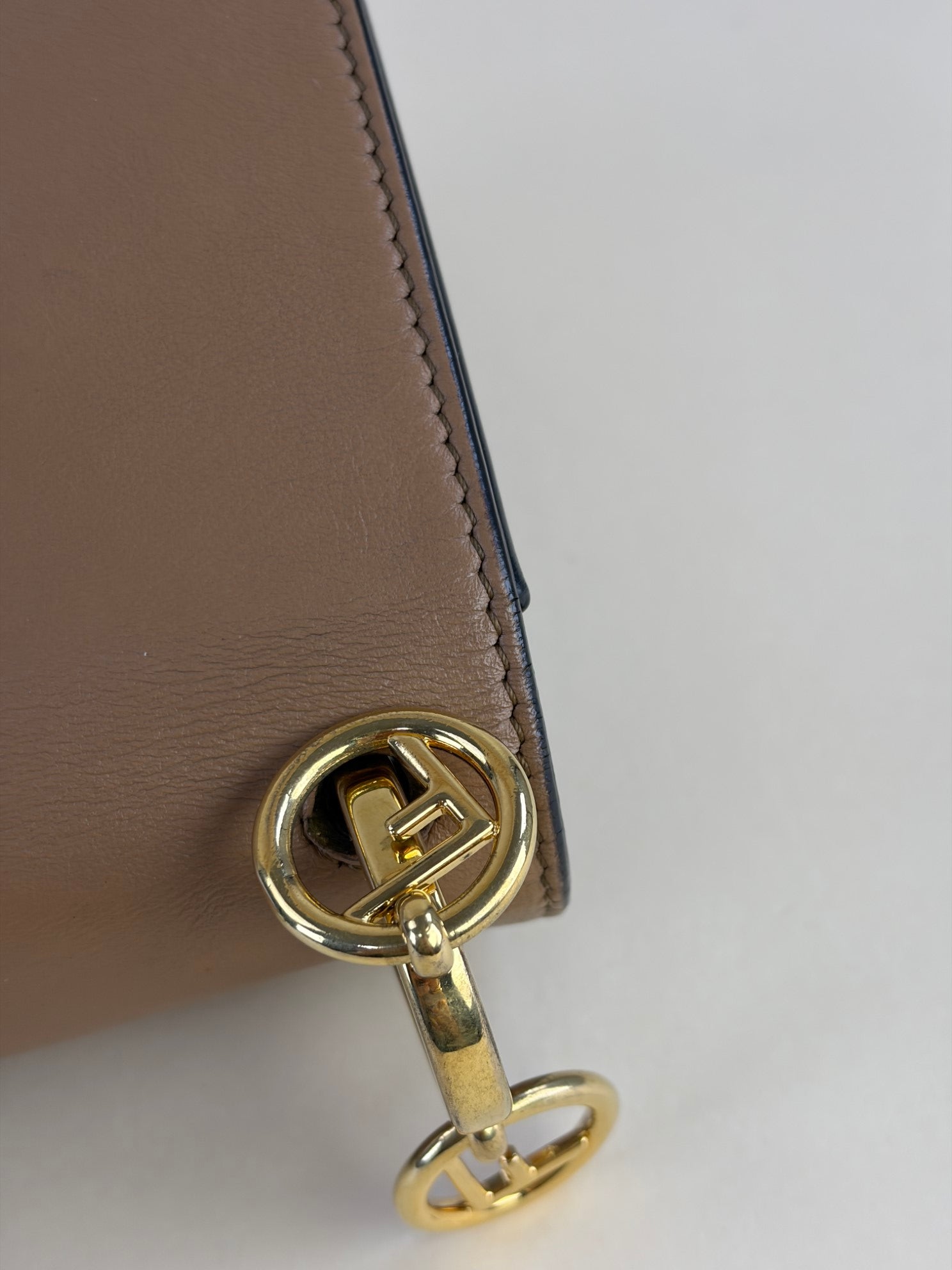 Fendi ff logo Zucca camel and black Kan I