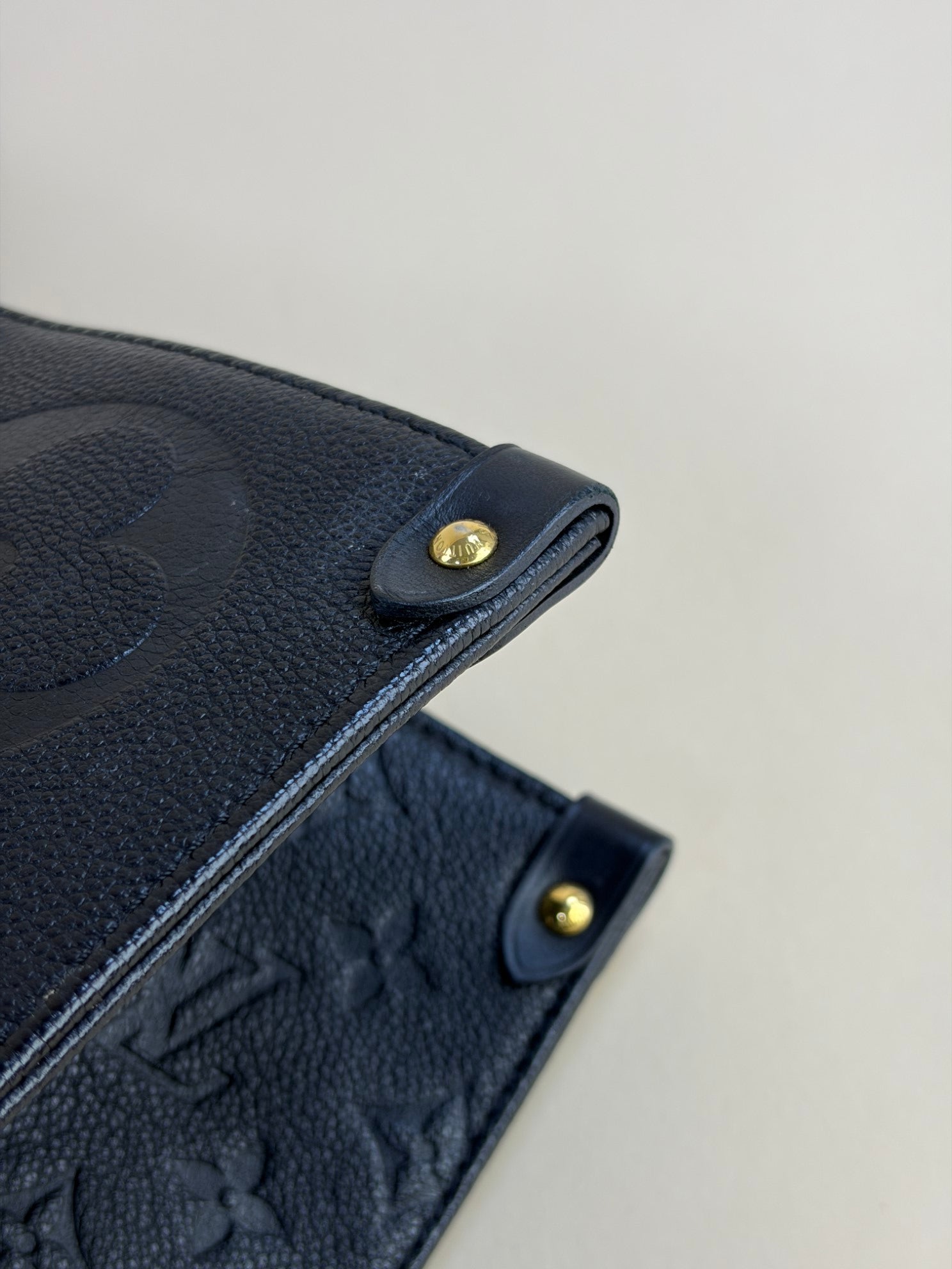 Louis Vuitton Black Monogram empreinte Onthego gm