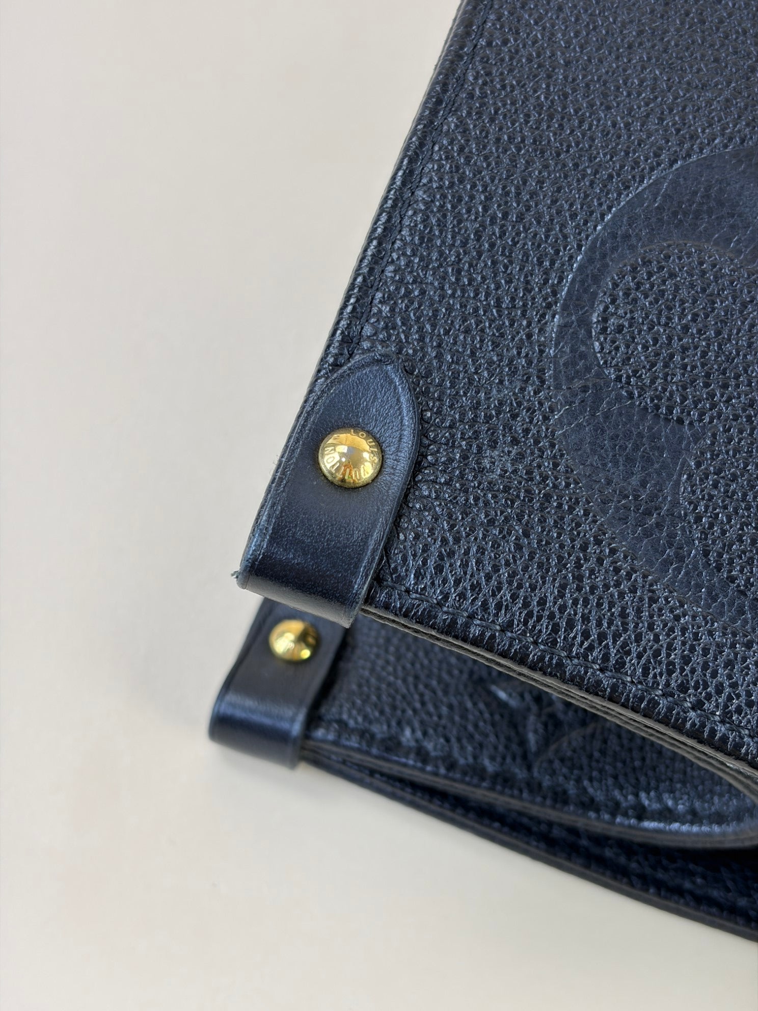 Louis Vuitton Black Monogram empreinte Onthego gm