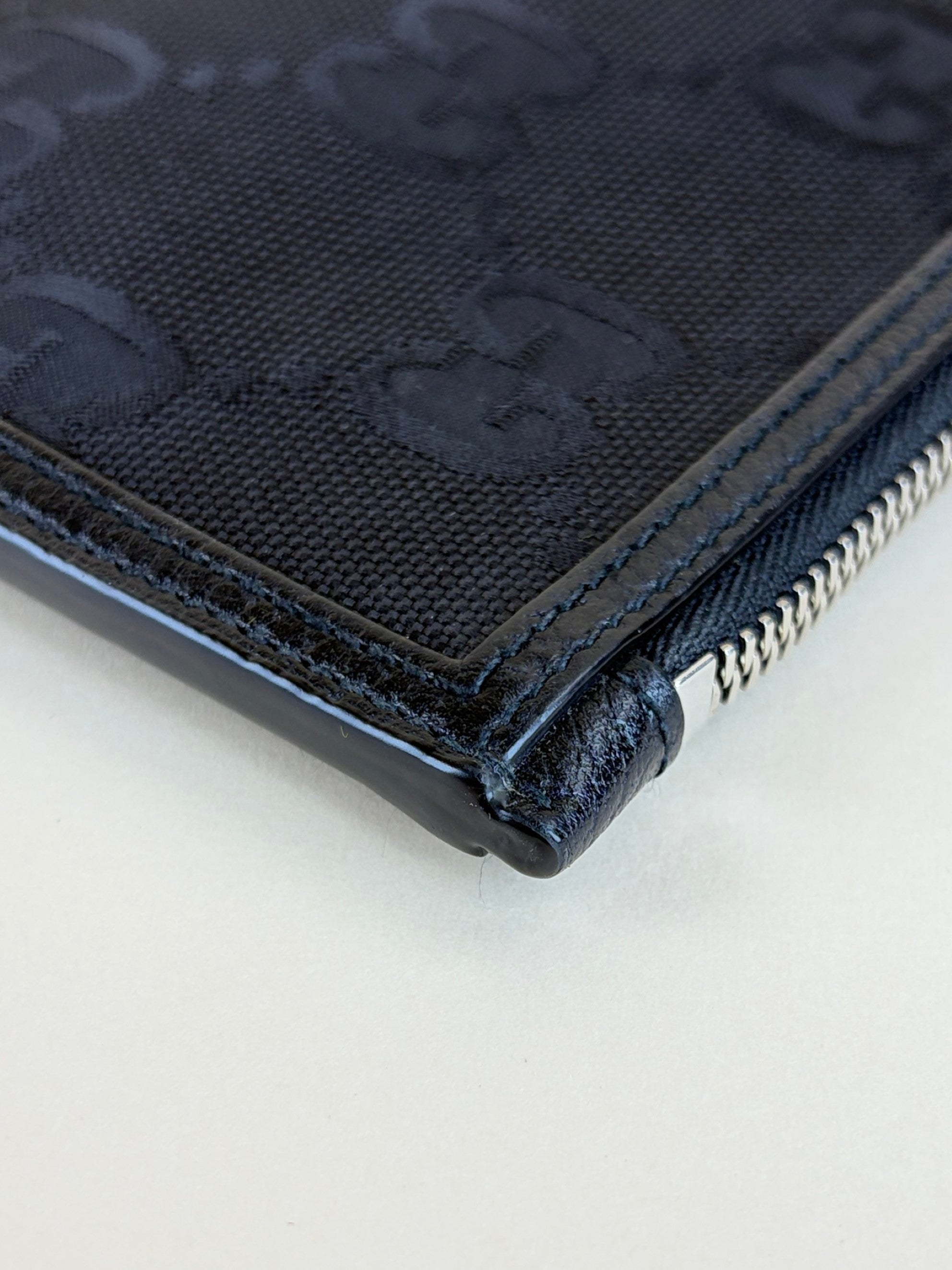 gucci black -off the grid leather- trimmed monogramed econyl canvas pouch