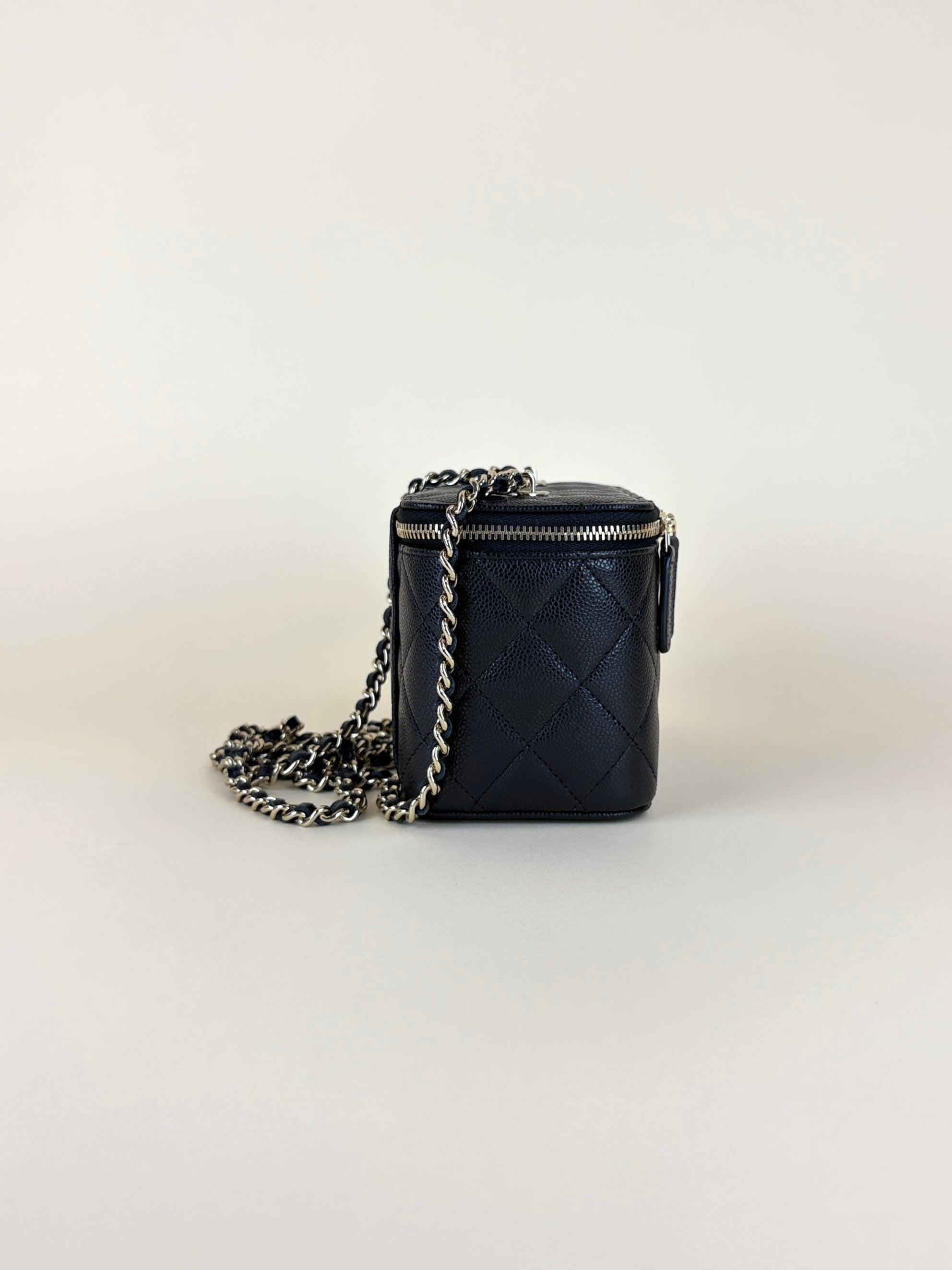 Chanel black euro caviar quilted Small Vanity Chain Case