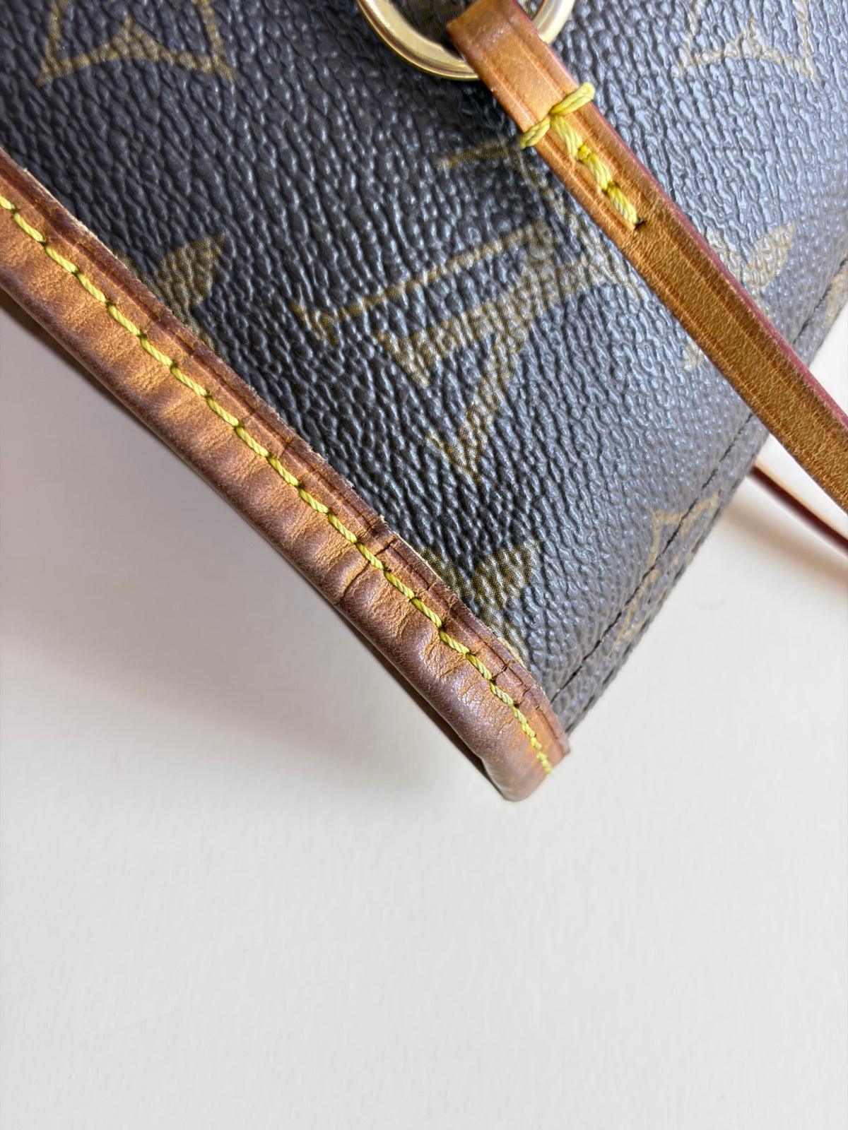 louis Vuitton never full canvas mm tote bag