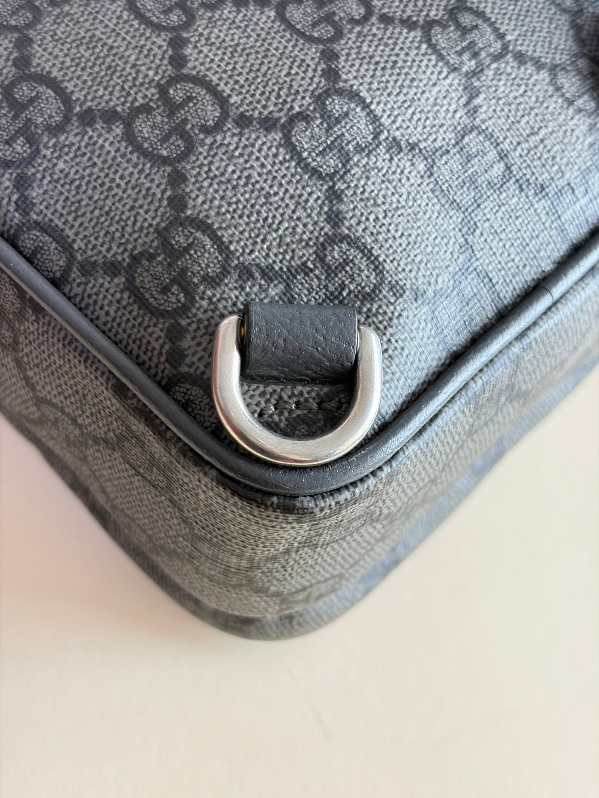 Gucci grey gg supreme ophedia mini