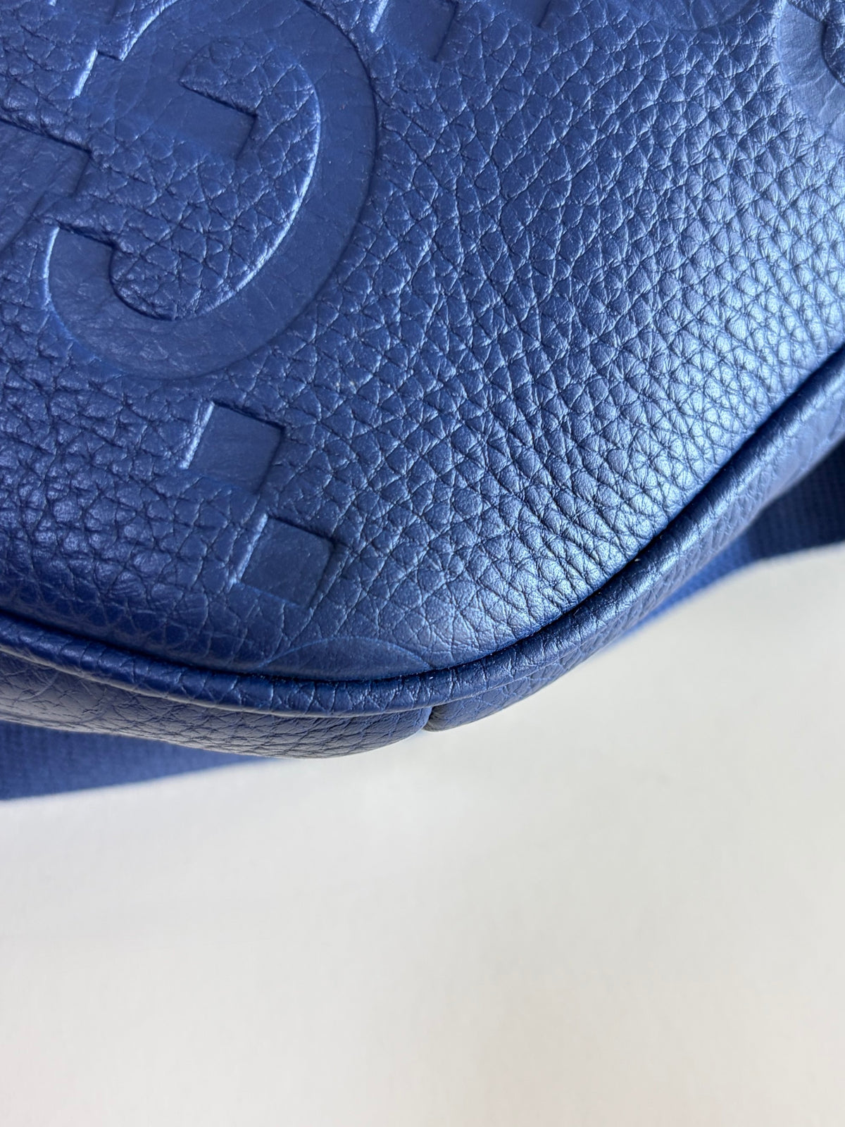 Gucci blue embossed calfskin piuma jumbo gg pocket belt bag