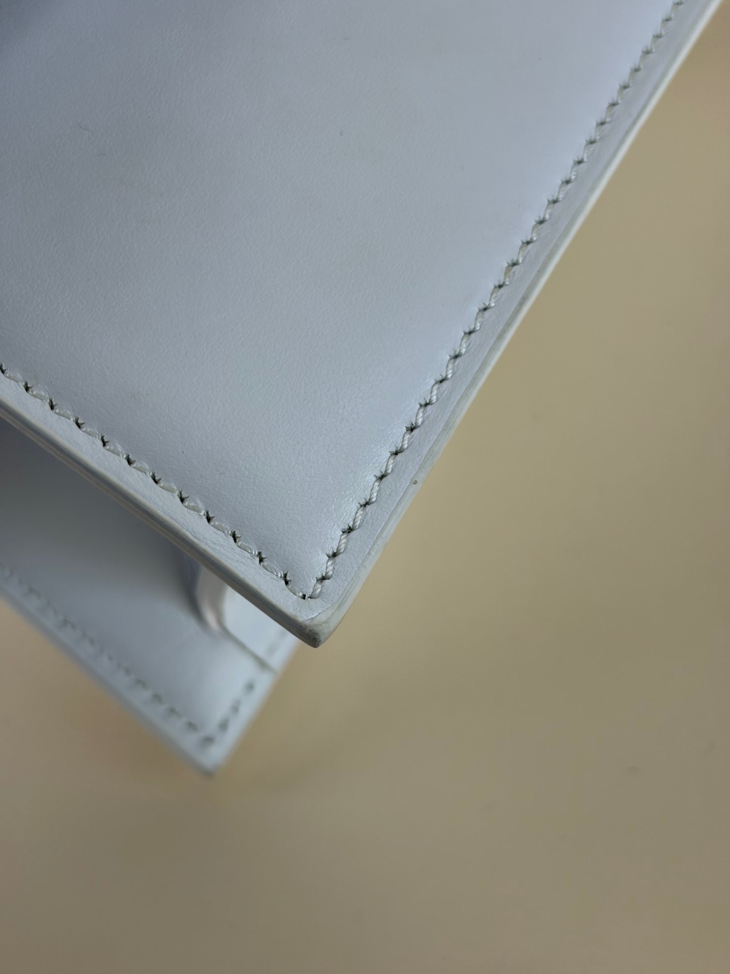 Jacquemus White Le Chiquito Medium Tote Bag with Strap