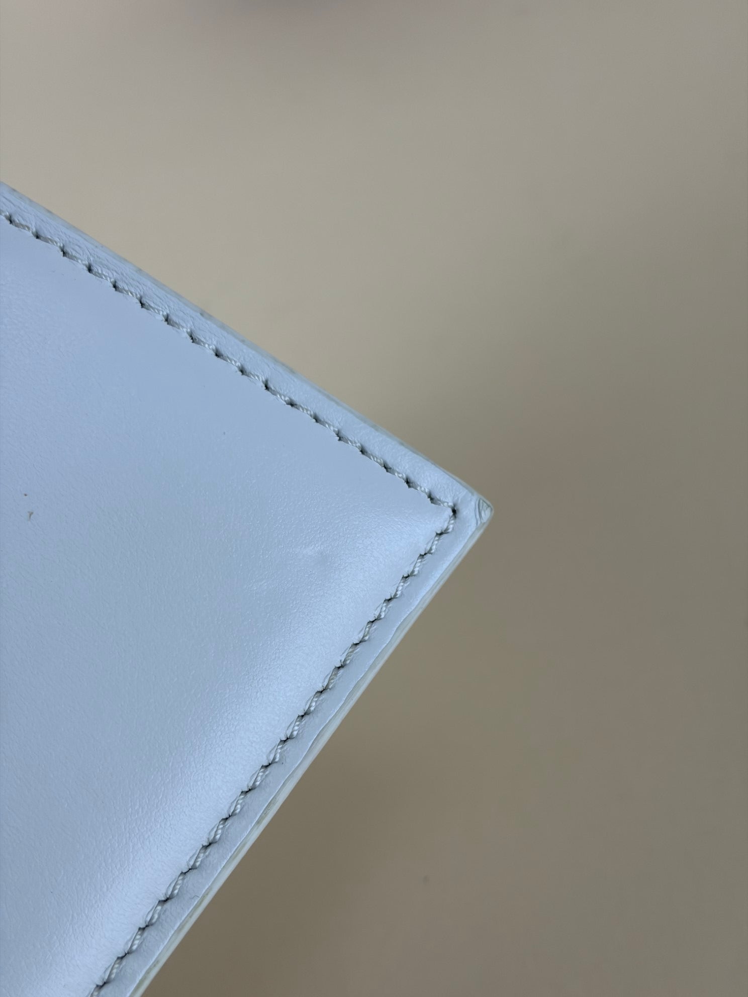 Jacquemus White Le Chiquito Medium Tote Bag with Strap