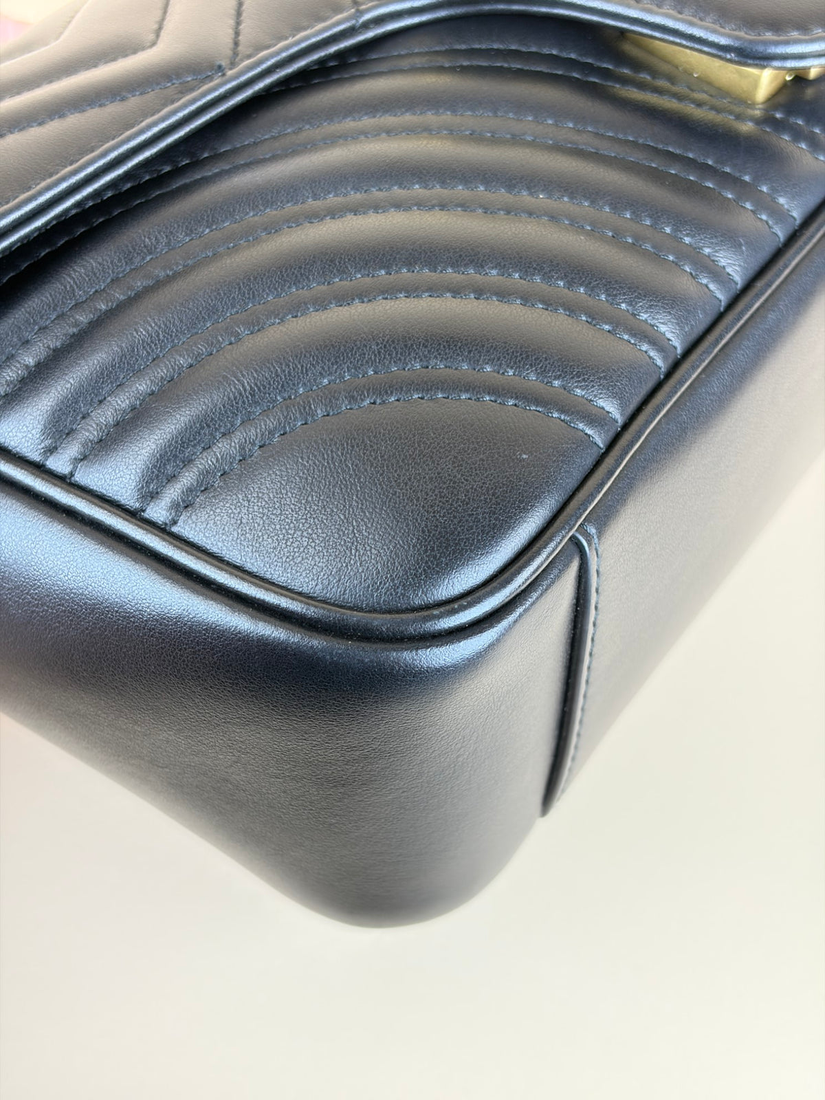 Gucci black GG Marmont Medium Shoulder Bag