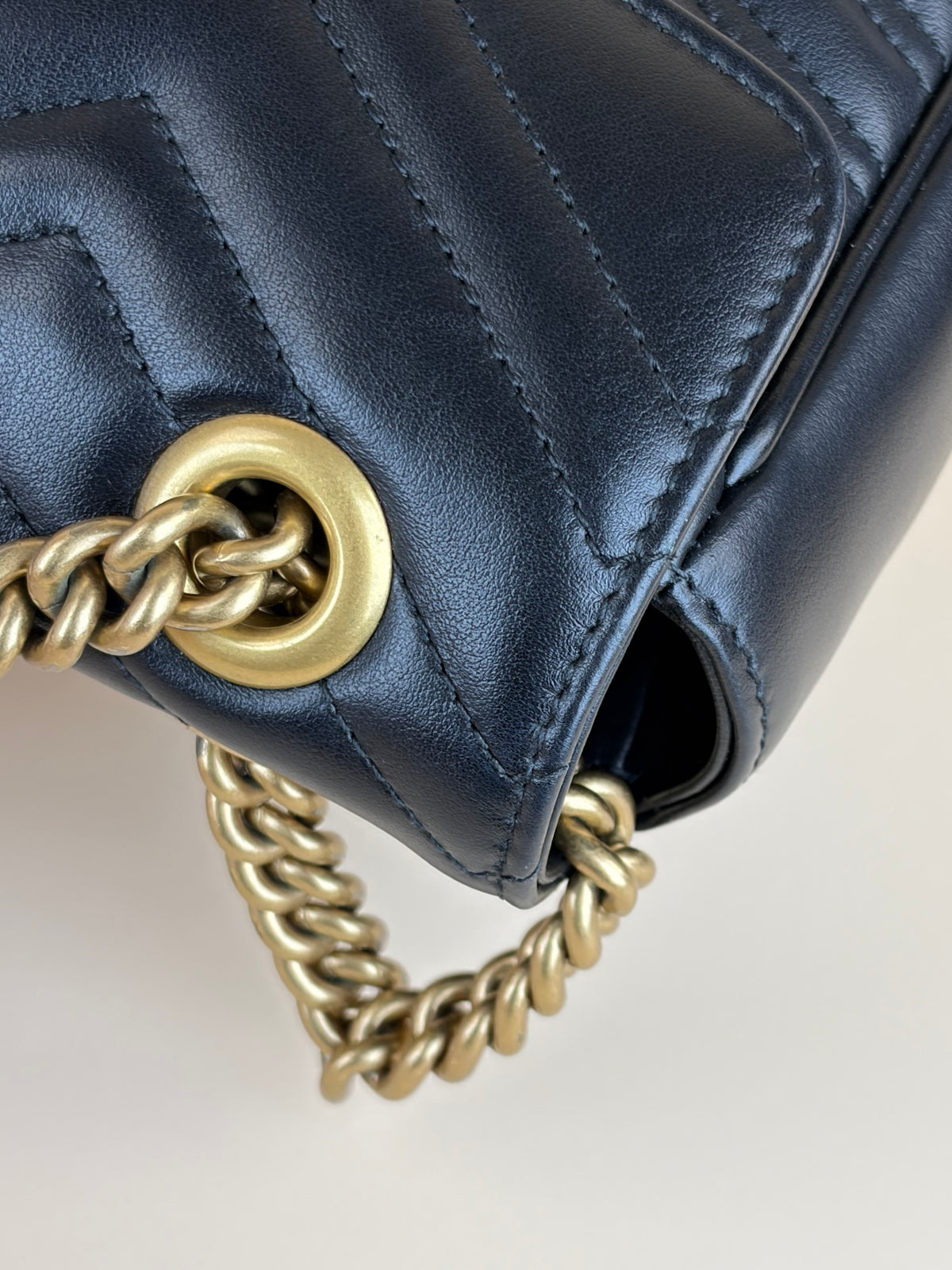 Gucci black GG Marmont Medium Shoulder Bag