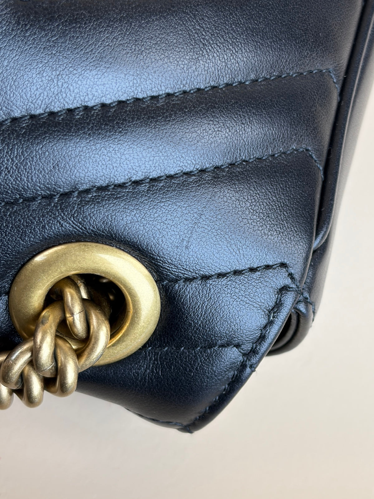 Gucci black GG Marmont Medium Shoulder Bag