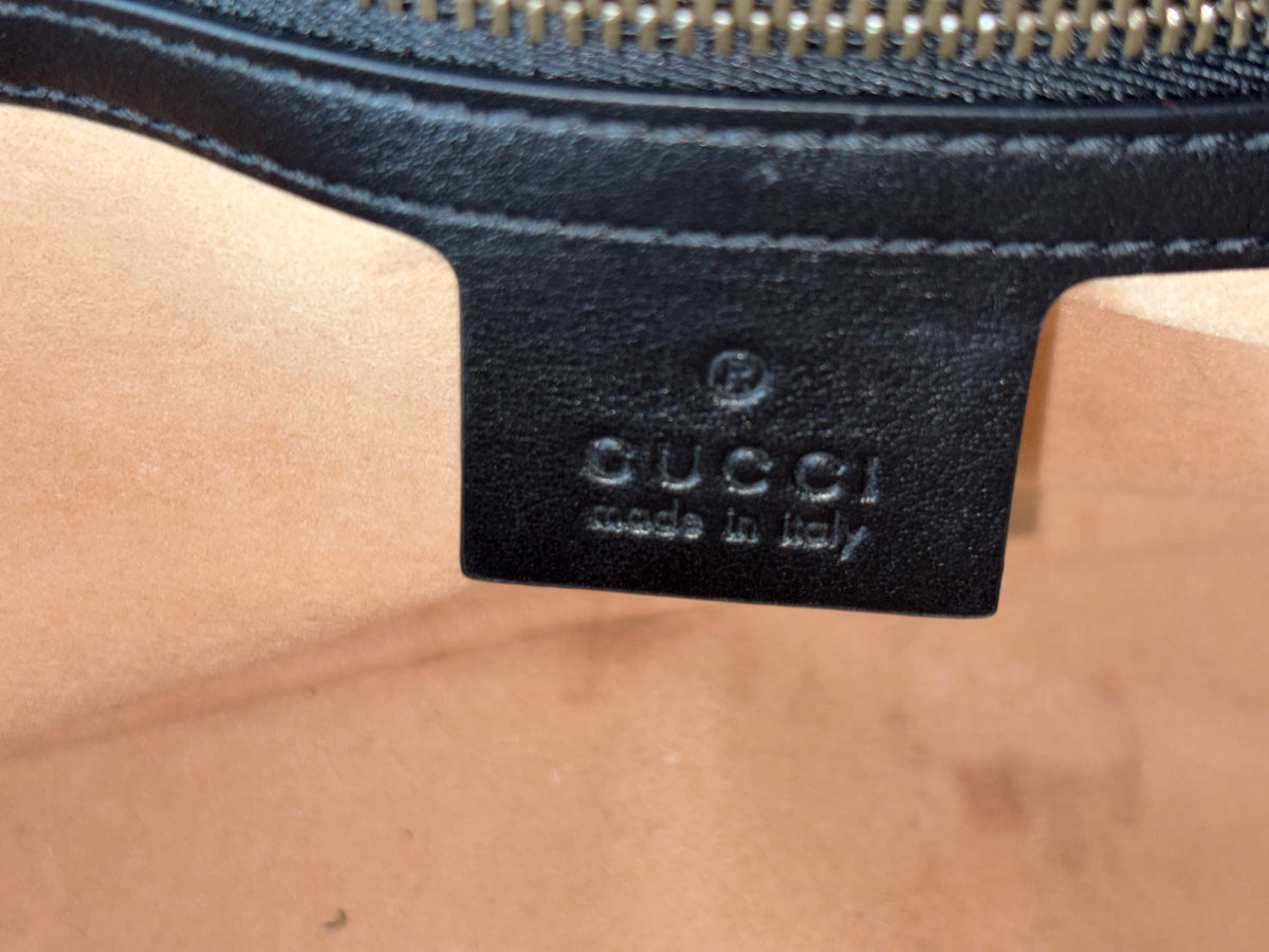 Gucci black GG Marmont Medium Shoulder Bag